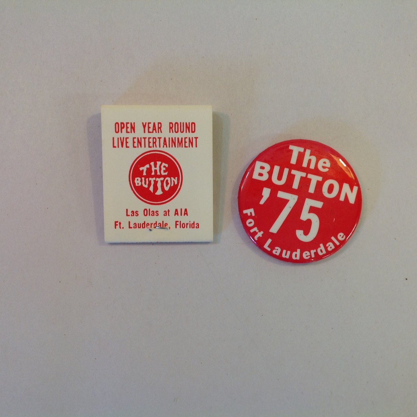 Vintage 1975 2 Piece Souvenir The Button Las Olas at AIA Ft Lauderdale Florida Spring Break Matchbook and Pinback
