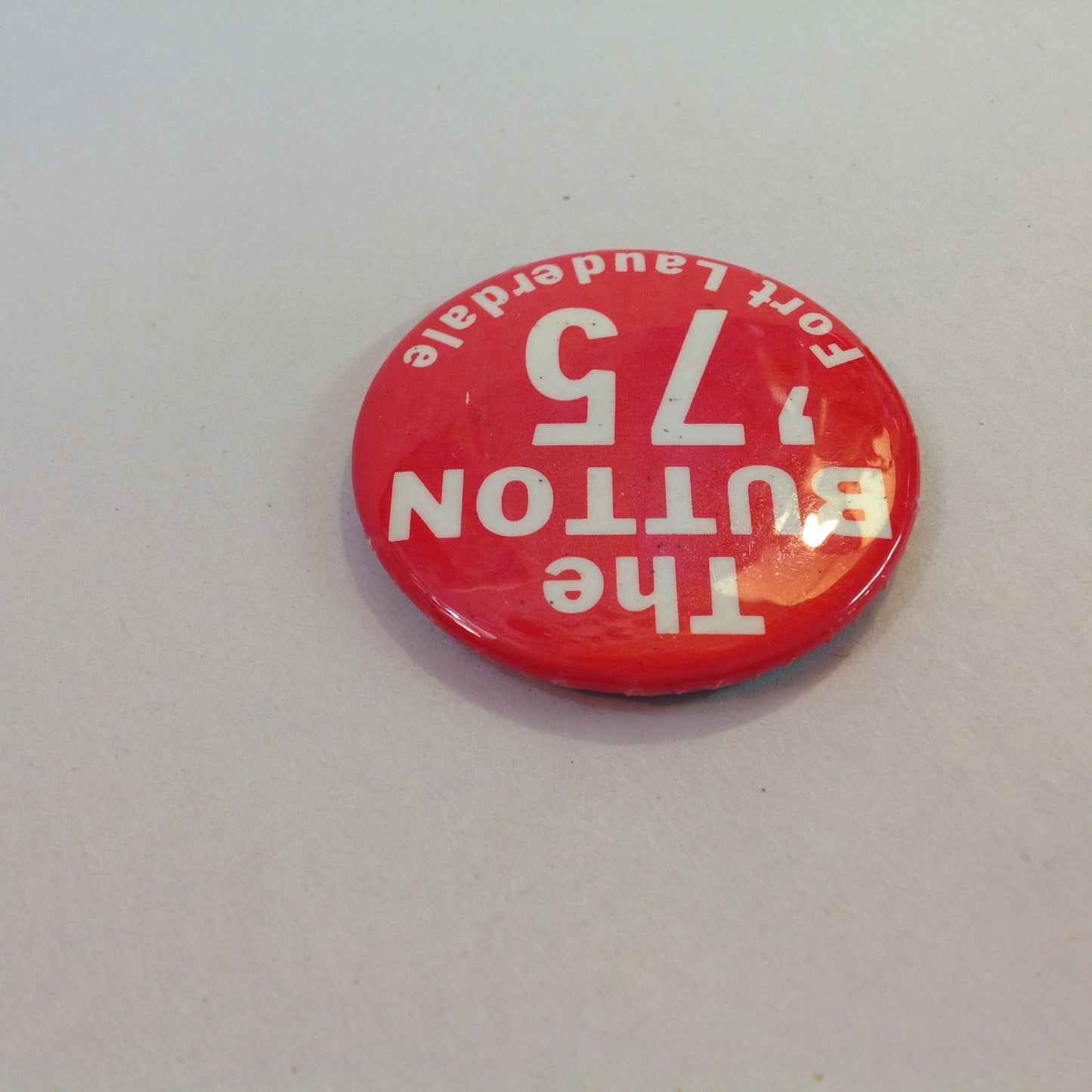 Vintage 1975 2 Piece Souvenir The Button Las Olas at AIA Ft Lauderdale Florida Spring Break Matchbook and Pinback
