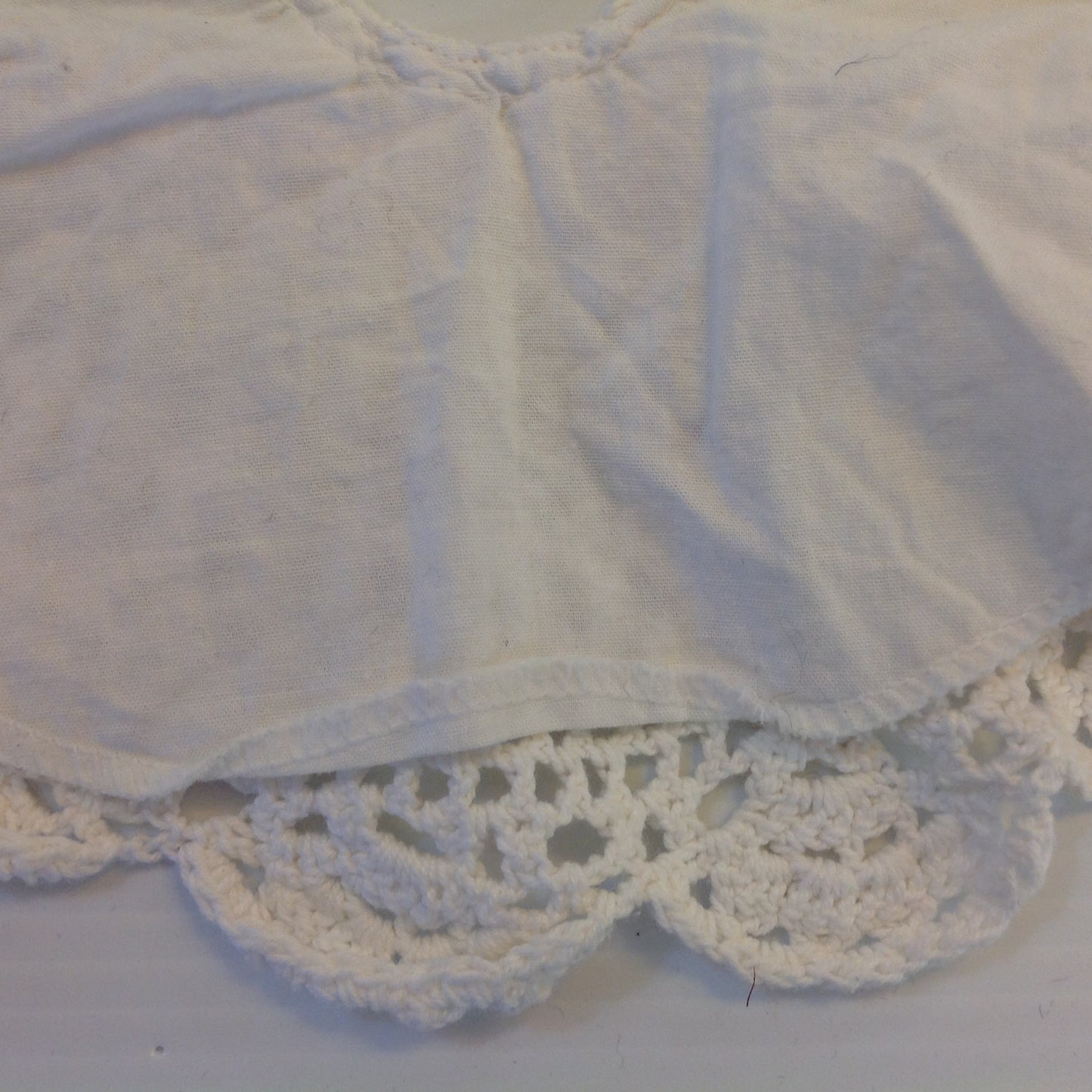 Vintage White Cotton Knit Lace Baby Collar Bib RBG