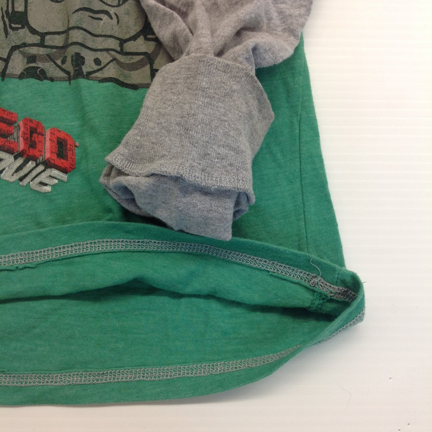 2014 Child Large The LEGO Movie Long Sleeve T-Shirt Benny Emmett Lord Business Bad Cop 4 Panel Gray Green