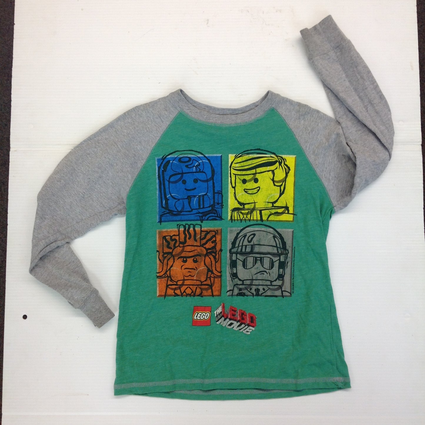 2014 Child Large The LEGO Movie Long Sleeve T-Shirt Benny Emmett Lord Business Bad Cop 4 Panel Gray Green
