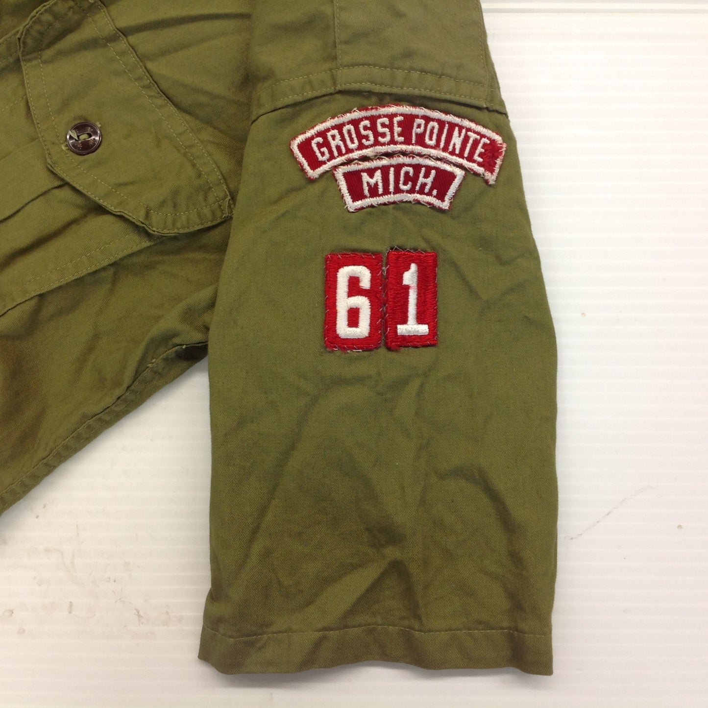 Vintage 2Pc BSA Boy Scouts of America Olive Green Shirt Shorts Grosse Pointe Michigan 61