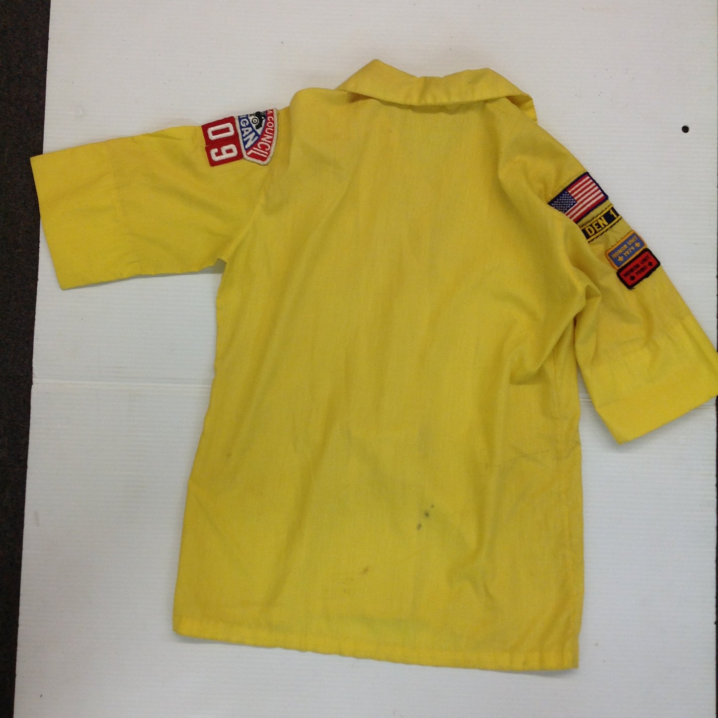 Vintage 1980 BSA Boy Scouts of America Yellow Uniform Shirt 34 Detroit Area Council Michigan 1909 Den 1 Honor Unit