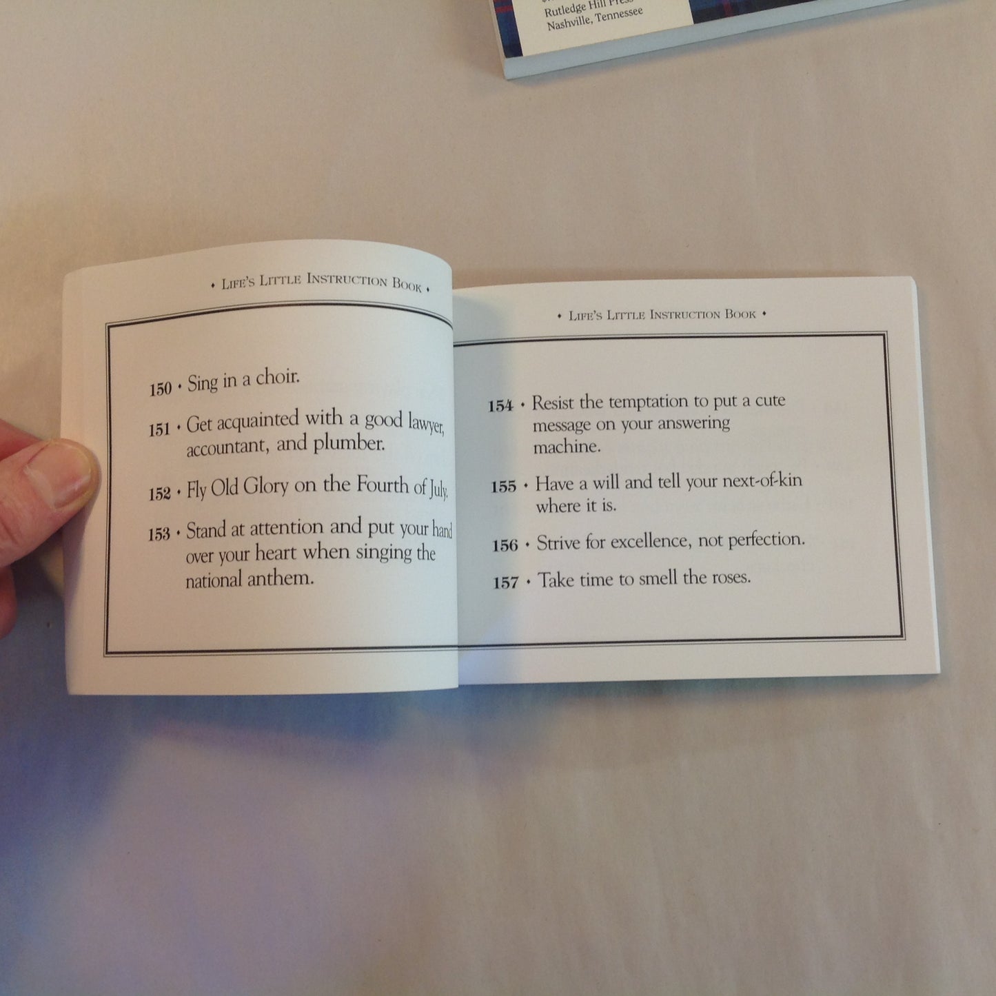 Vintage 1990's 2Pc Trade Paperback Life's Little Instruction Book I & II H. Jackson Brown, Jr