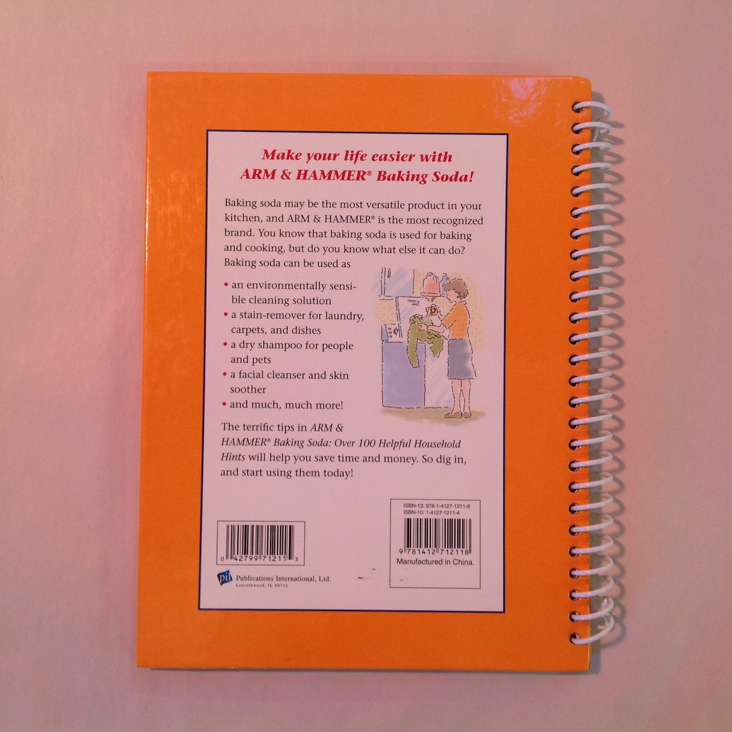 2009 Hardcover Over 100 Helpful Household Hints Arm & Hammer Pure Baking Soda