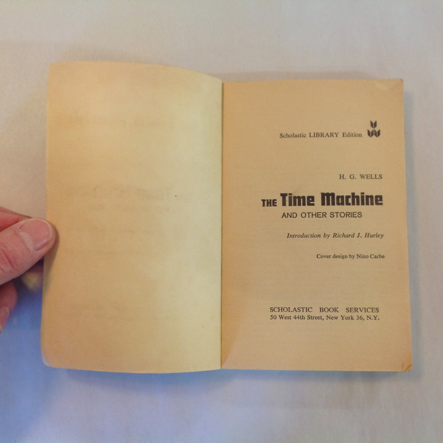 Vintage 1968 Mass Market Paperback The Time Machine and Other Stories H. G. Wells