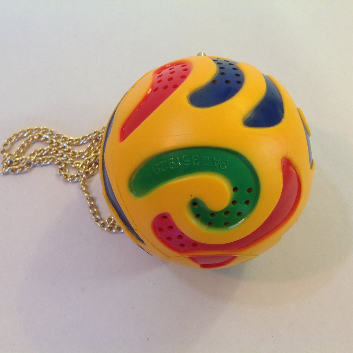 Vintage Solid State C-Tone Model H.I. 73 High Quality Unbreakable Micro Radio Yellow Globe w/Chain and Box Hong Kong