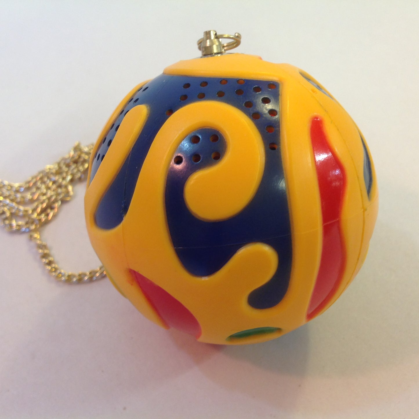 Vintage Solid State C-Tone Model H.I. 73 High Quality Unbreakable Micro Radio Yellow Globe w/Chain and Box Hong Kong