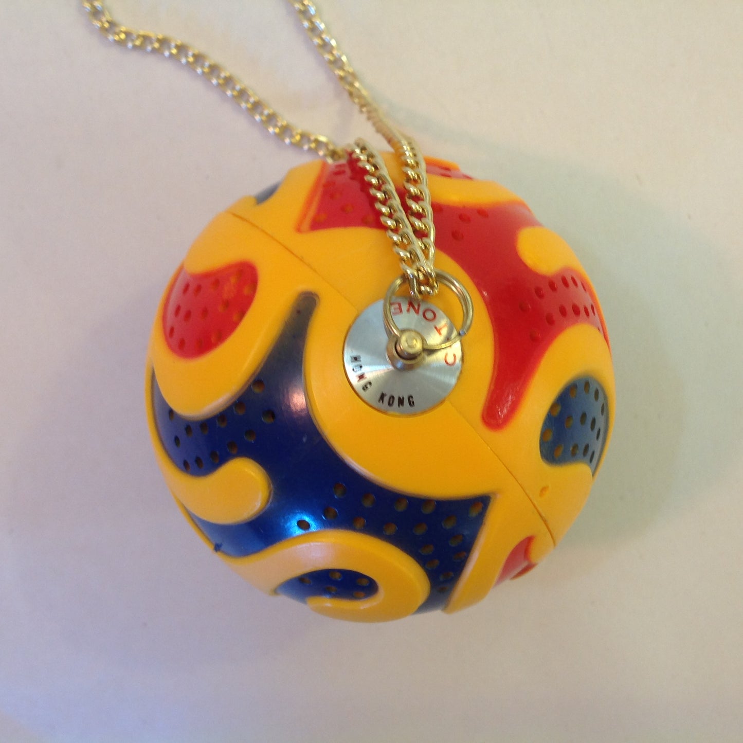 Vintage Solid State C-Tone Model H.I. 73 High Quality Unbreakable Micro Radio Yellow Globe w/Chain and Box Hong Kong