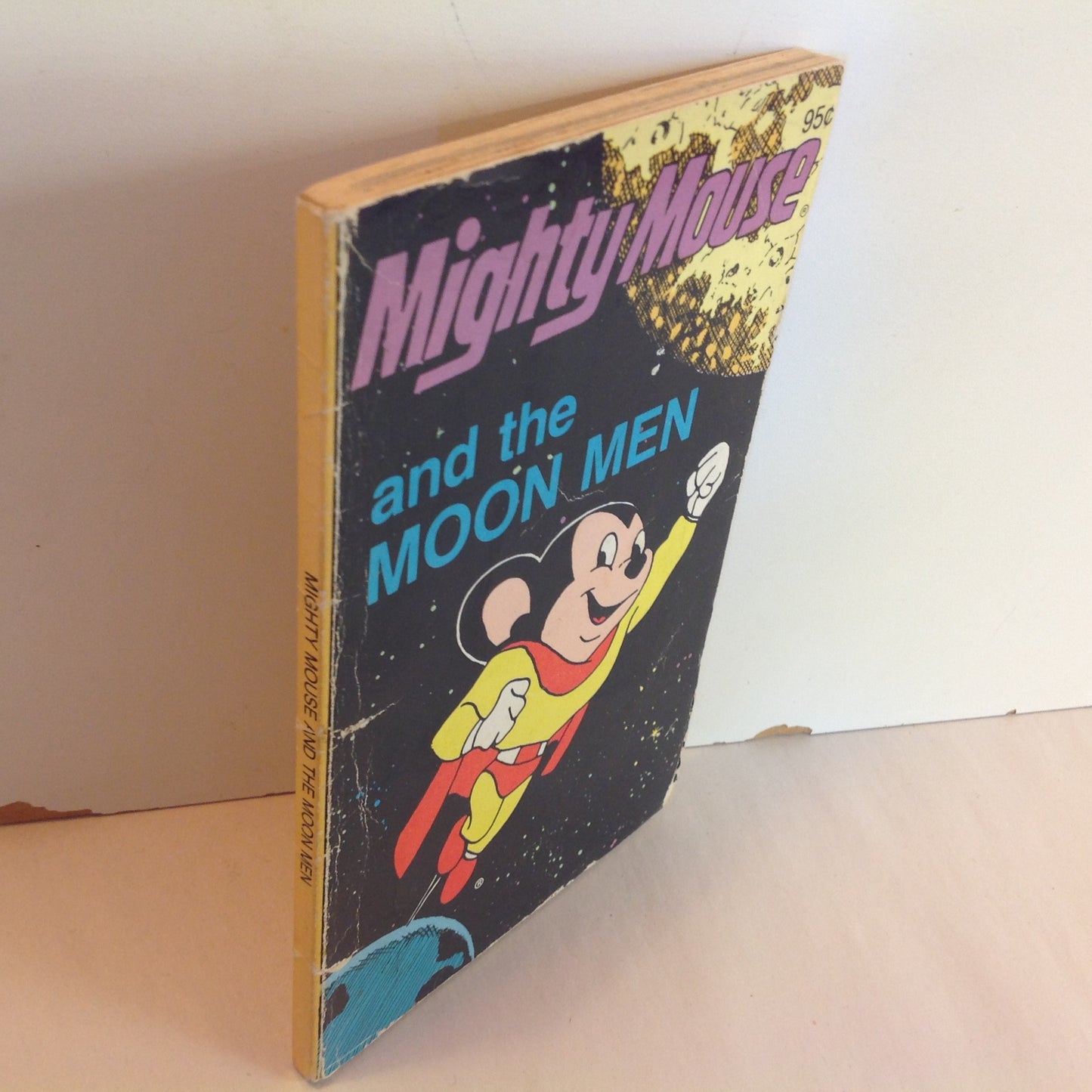 Vintage 1980 Mass Market Paperback Mighty Mouse and the Moon Men Horace Elias