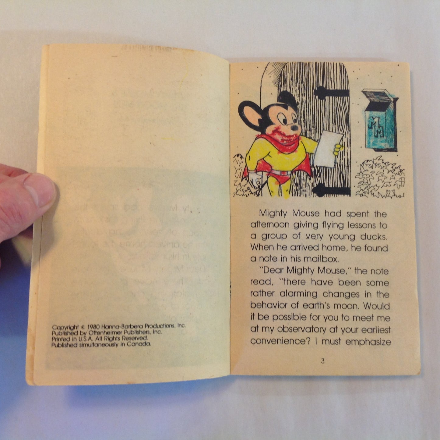 Vintage 1980 Mass Market Paperback Mighty Mouse and the Moon Men Horace Elias