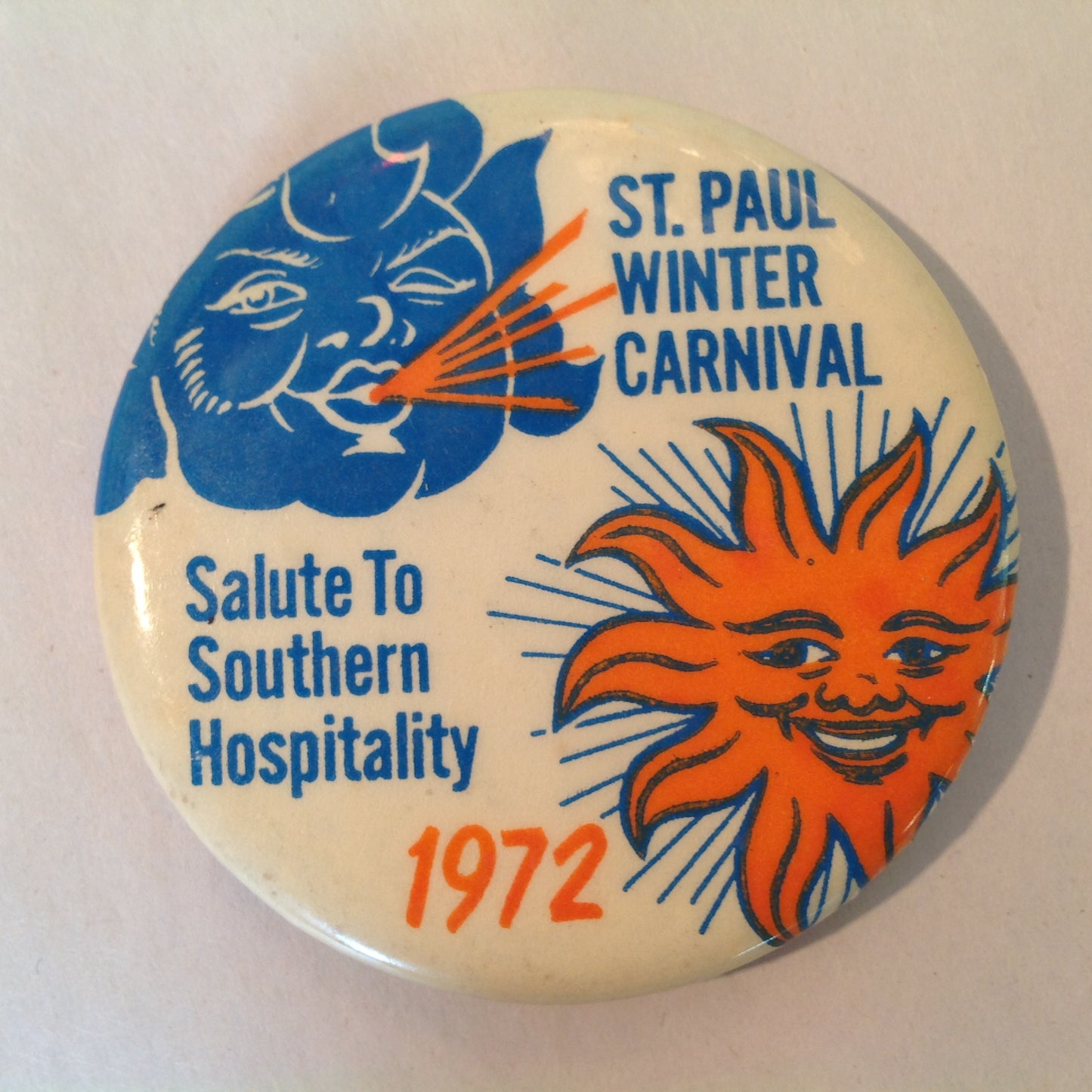 Vintage 1972 Souvenir Pinback St. Paul Winter Carnival Salute to Southern Hospitality