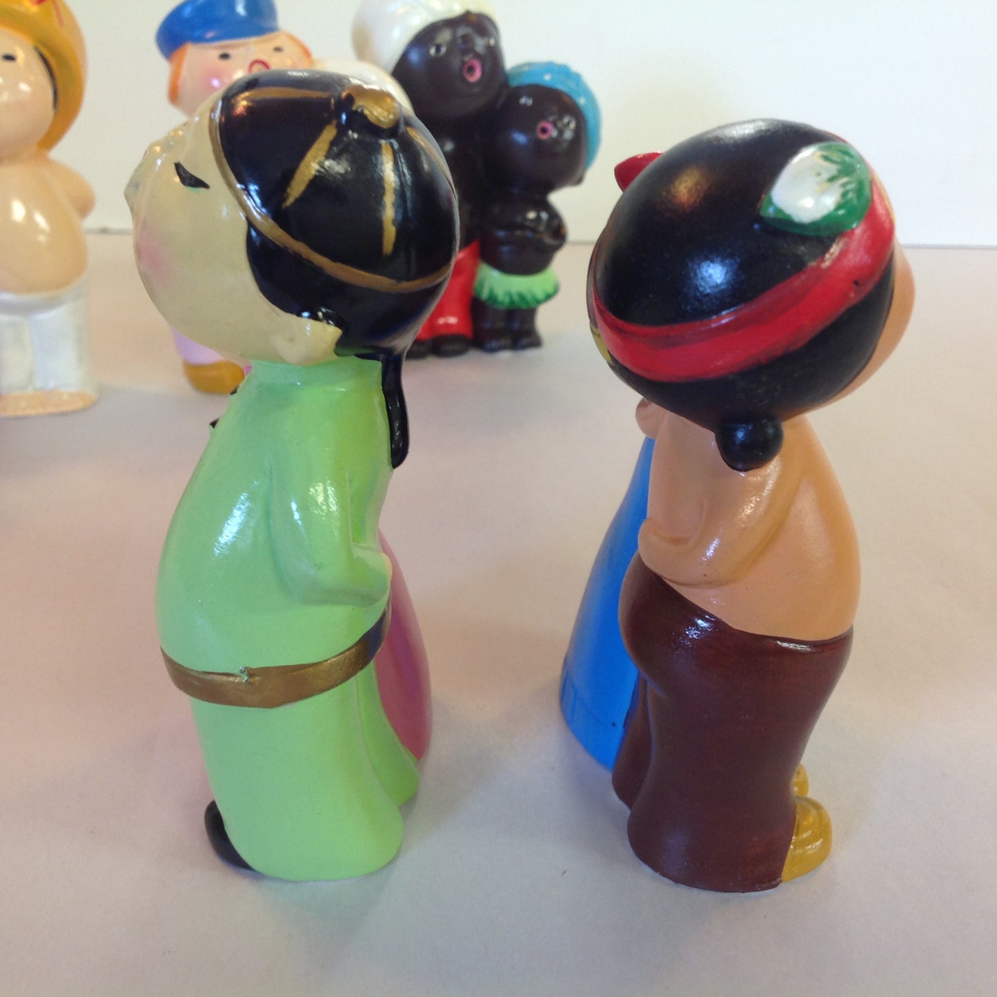 Vintage 1960's World Gift 6Pc Set World Carolers International Choir Figures Hand Painted Japan