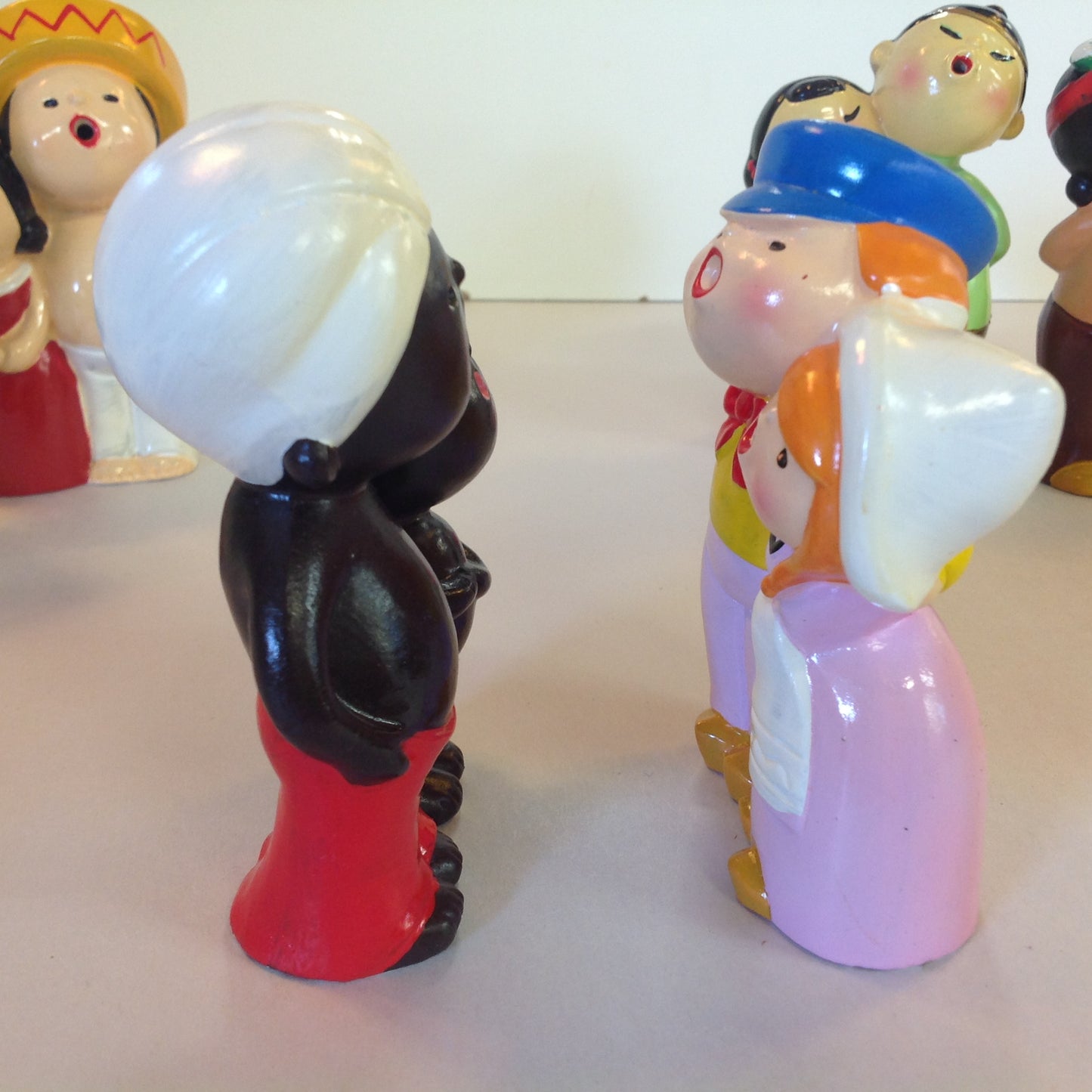Vintage 1960's World Gift 6Pc Set World Carolers International Choir Figures Hand Painted Japan