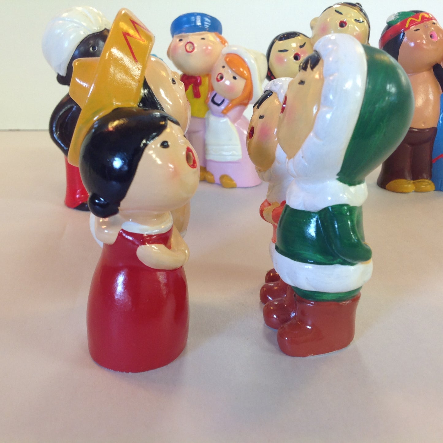 Vintage 1960's World Gift 6Pc Set World Carolers International Choir Figures Hand Painted Japan