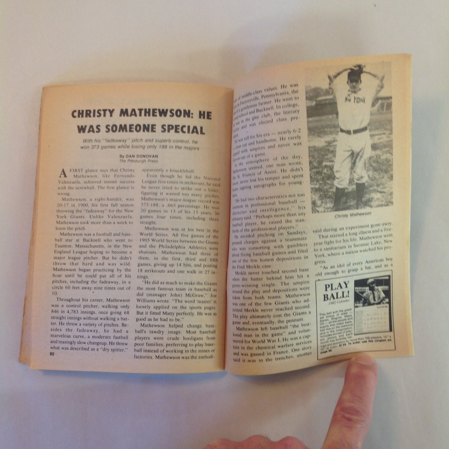 Vintage Dec 1981 Baseball Digest Magazine Tim Raines: Rookie Base-Stealing Phenom