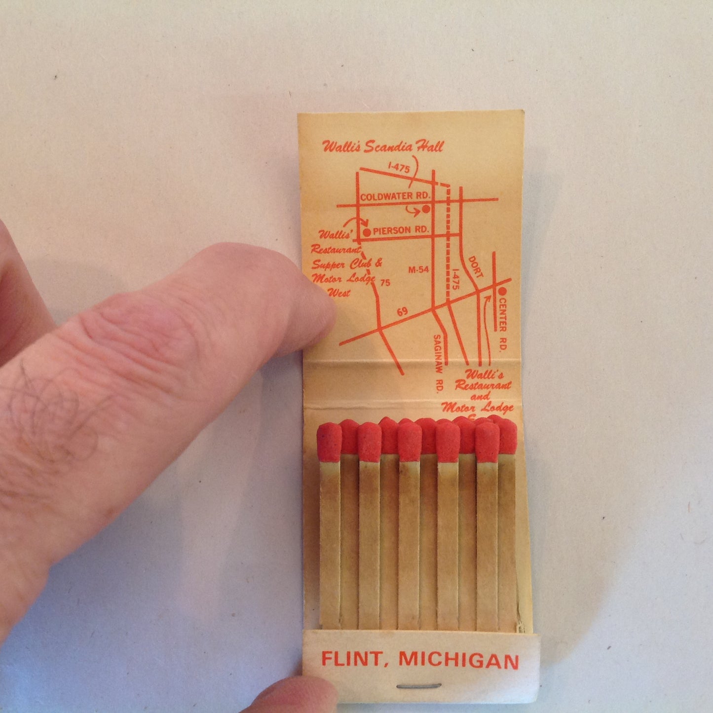 Vintage Souvenir Matchbook Walli's Restaurants Motor Lodge Flint Michigan