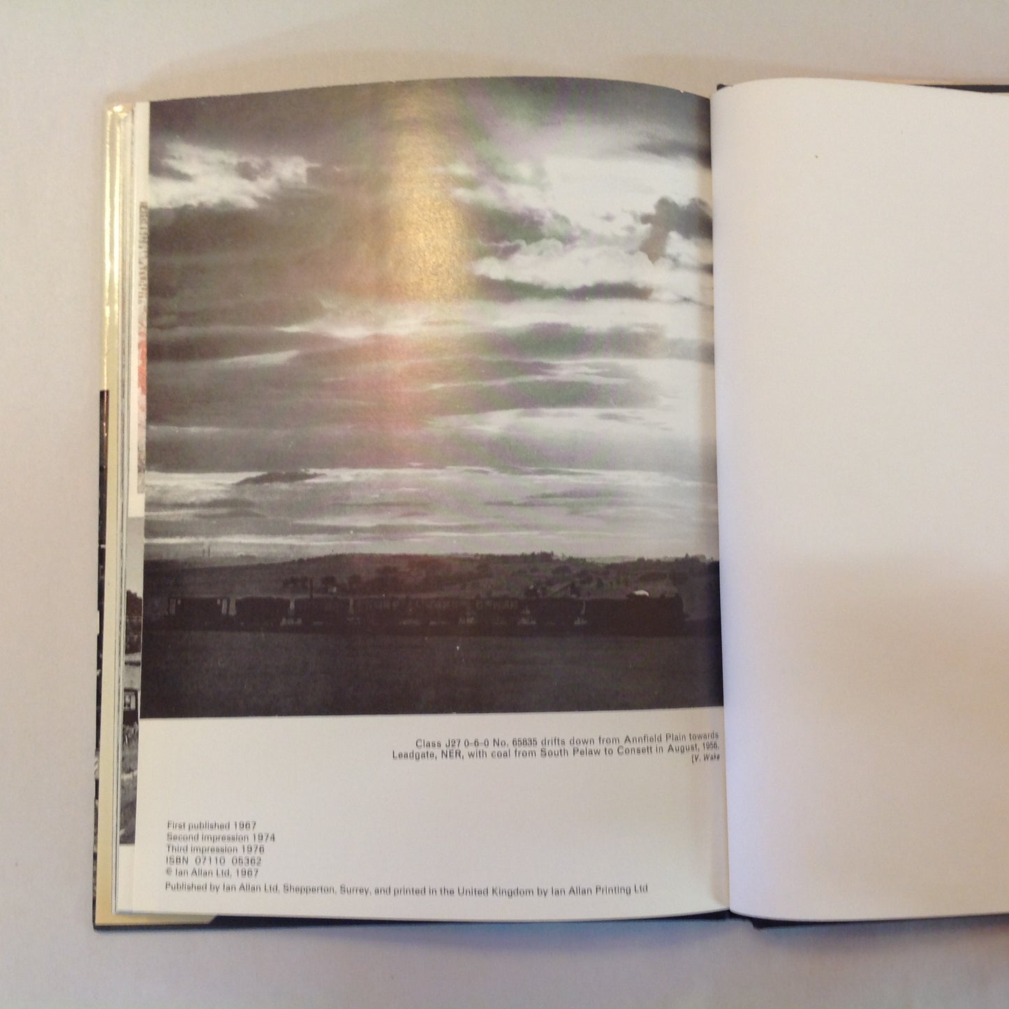 Vintage 1976 Pictorial Hardcover The Last Years of British Steam Ian Allan
