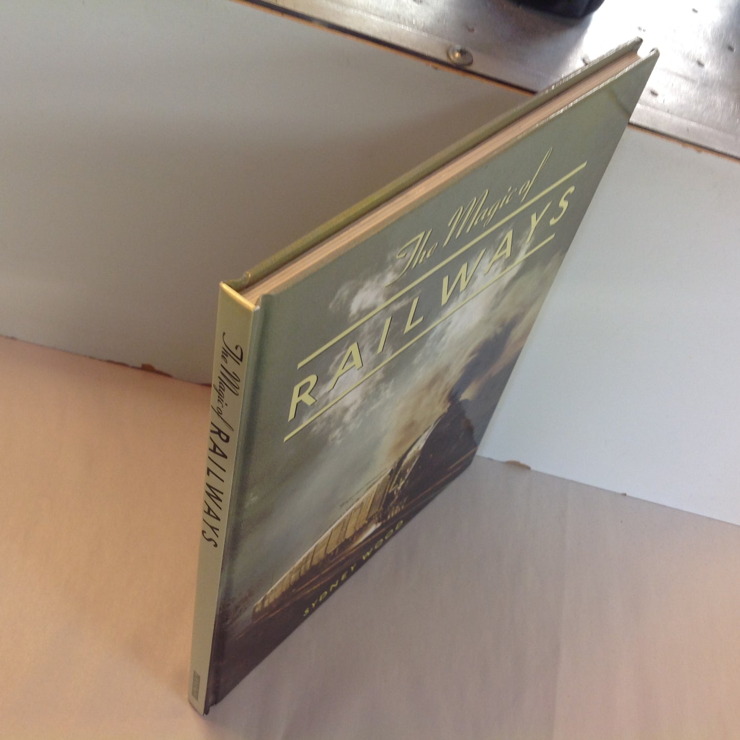 Vintage 1989 Pictorial Hardcover The Magic of Railways Sydney Wood