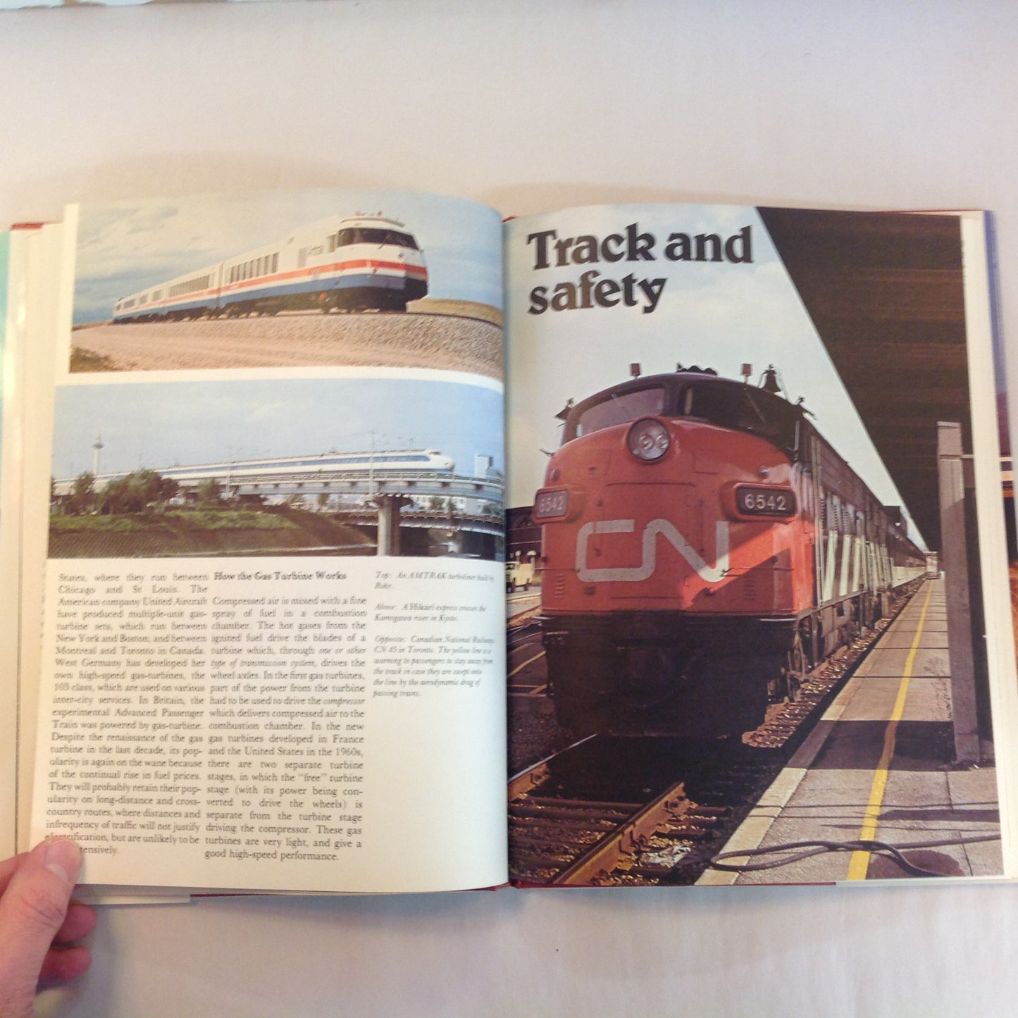 Vintage 1978 Pictorial Hardcover High Speed Trains Jane Collins