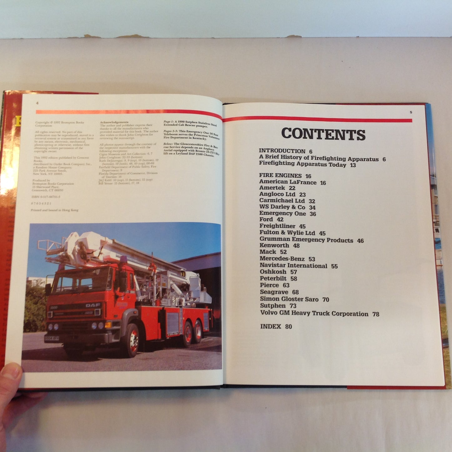 Vintage 1992 Pictorial Hardcover Fire Engines Murray Semancik