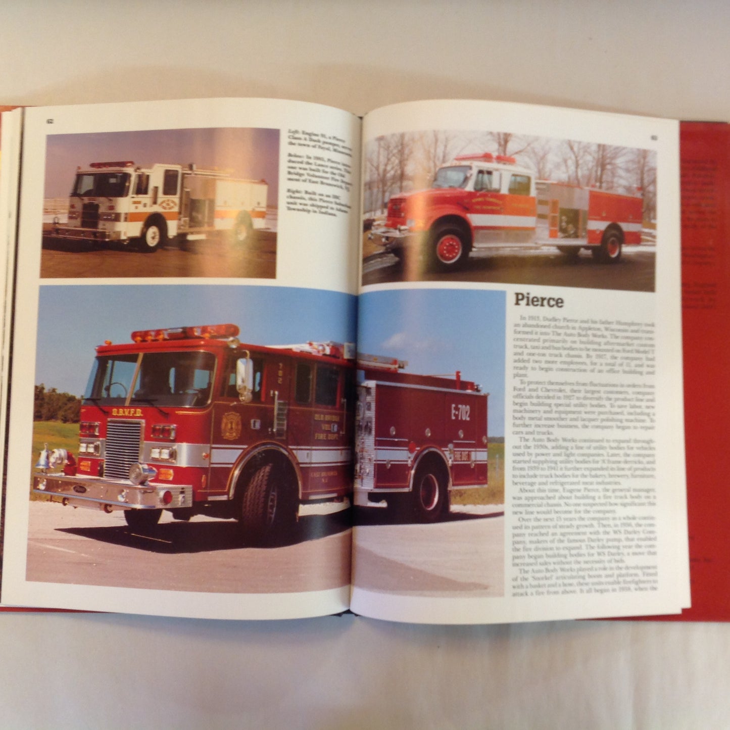 Vintage 1992 Pictorial Hardcover Fire Engines Murray Semancik