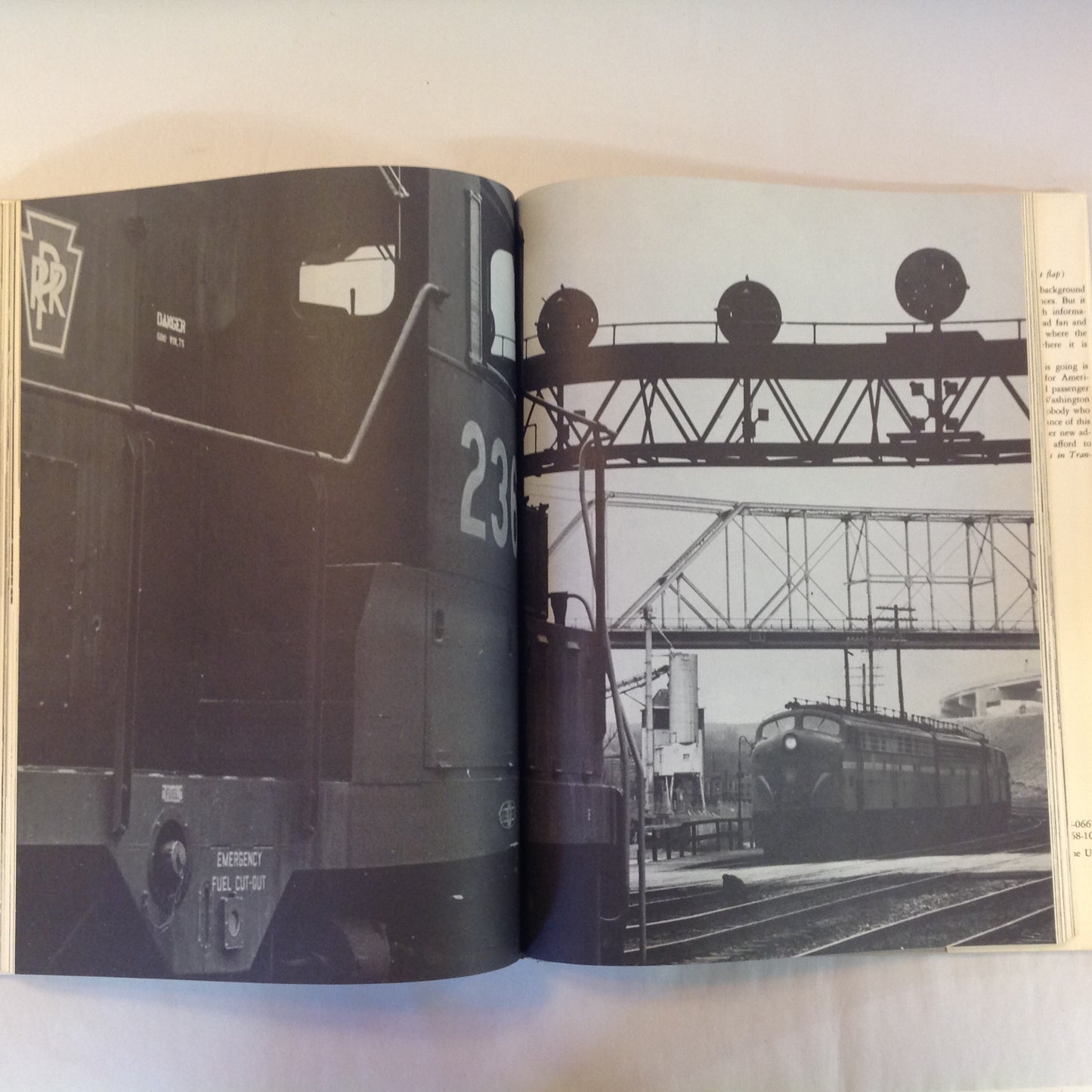 Vintage 1968 Pictorial Hardcover American Railroads in Transition: The Passing of the Steam Locomotives Robert S. Carper