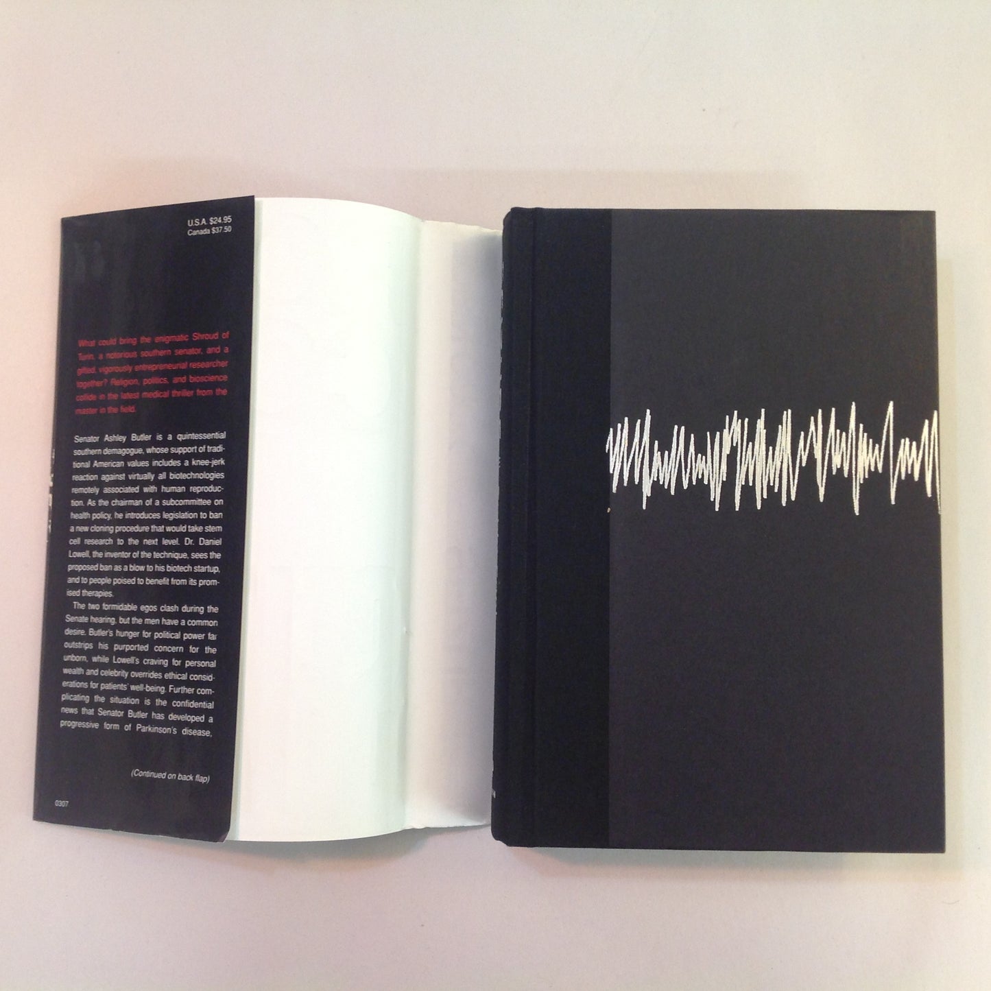 Vintage 2003 HCDJ Seizure Robin Cook First Edition