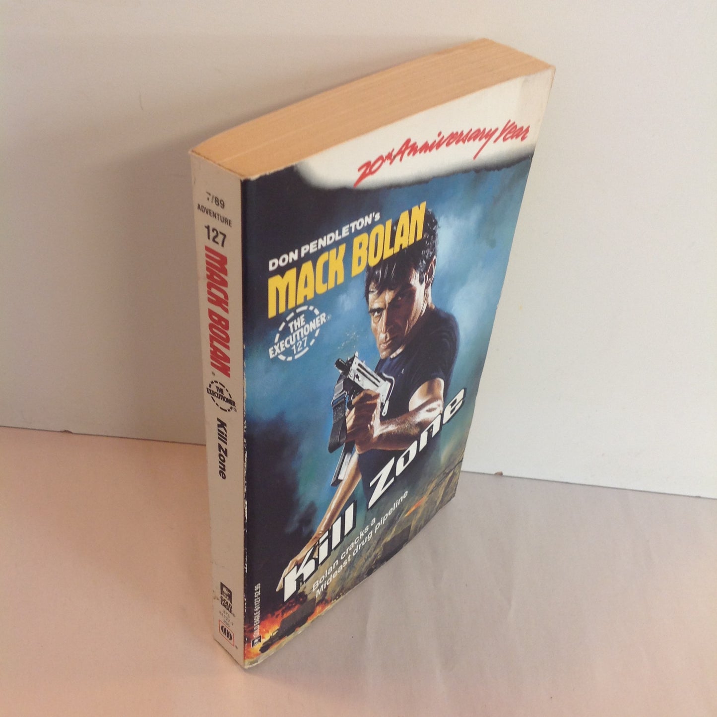 Vintage 1989 Mass Market Paperback Don Pendleton's Mack Bolan The Executioner #127: Kill Zone