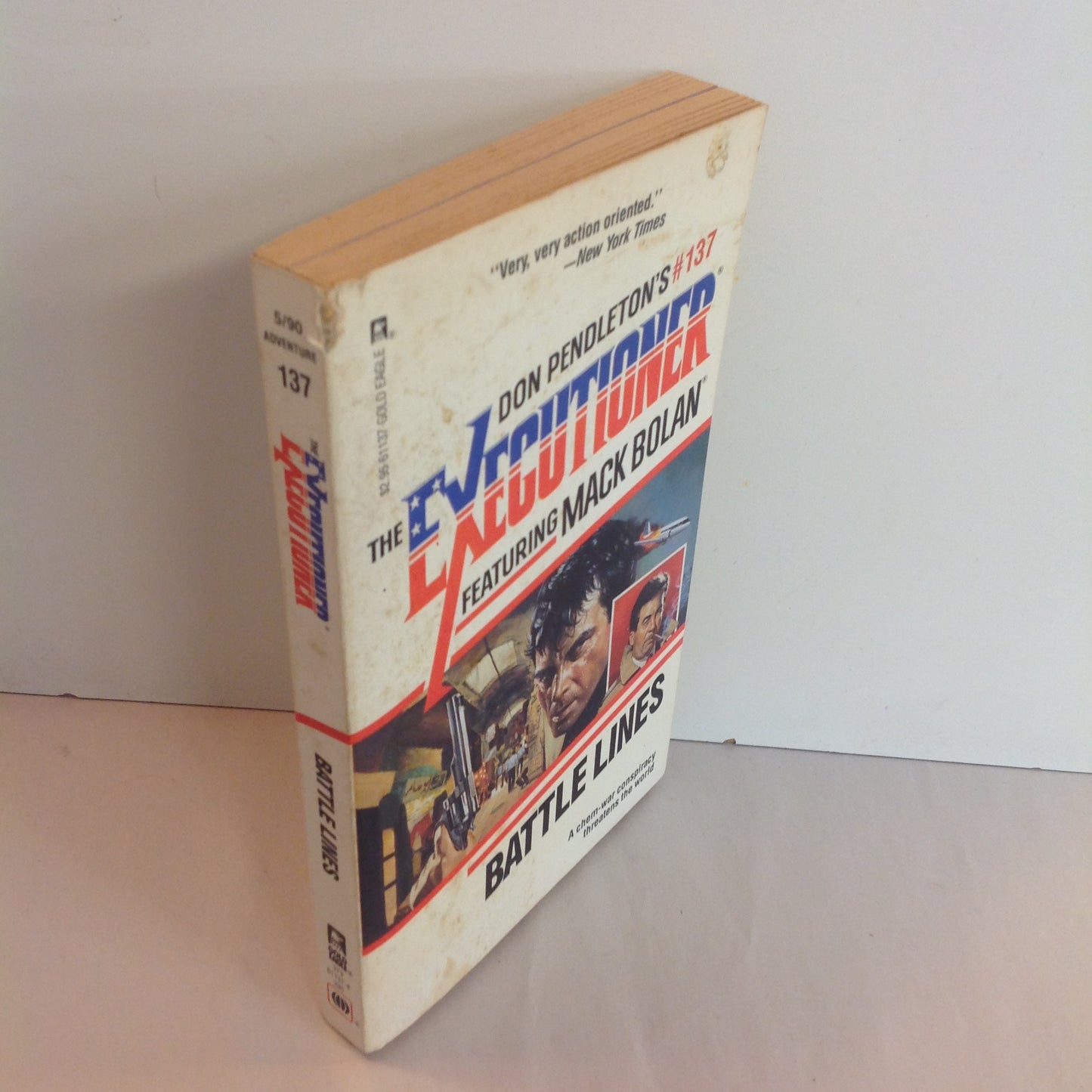 Vintage 1990 Mass Market Paperback The Executioner Featuring Mack Bolan #137: Battle Lines Don Pendleton