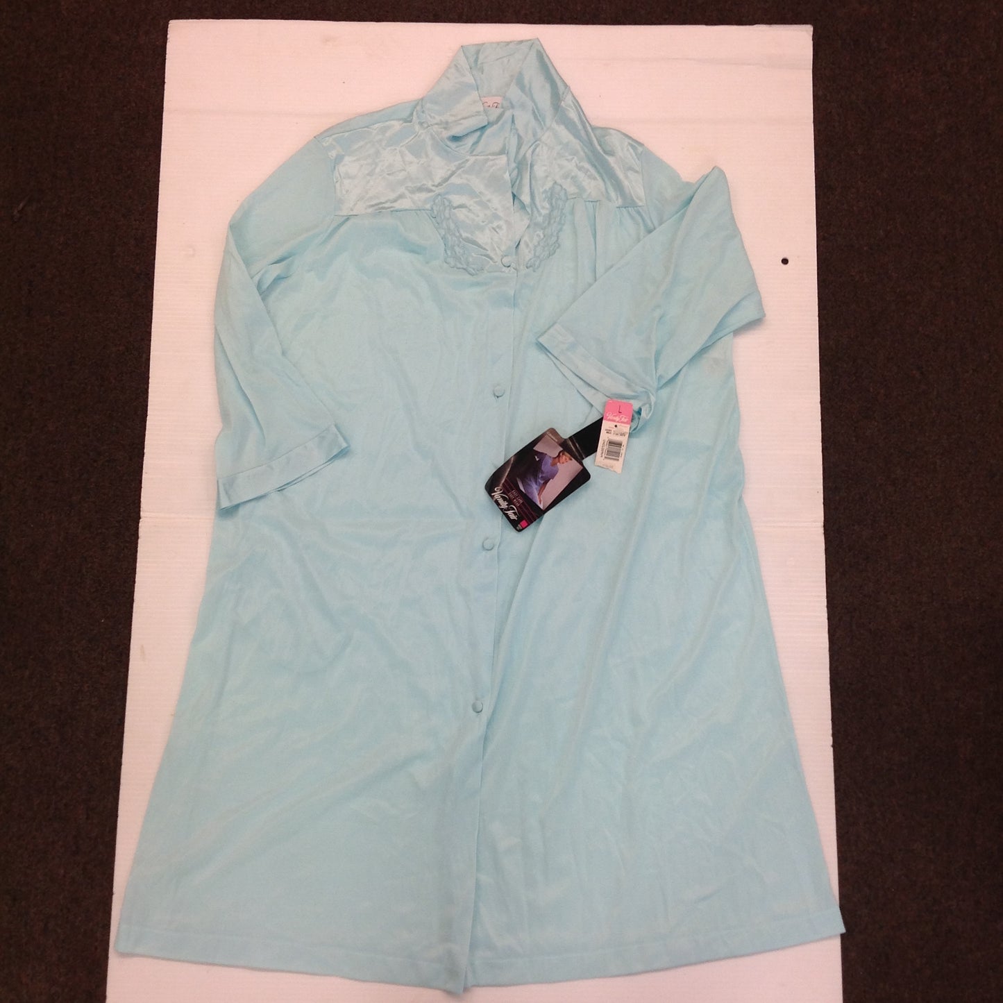 Vintage Vanity Fair Coloratura Azure Button Up Large Women's Nylon Night Gown House Dress NWT