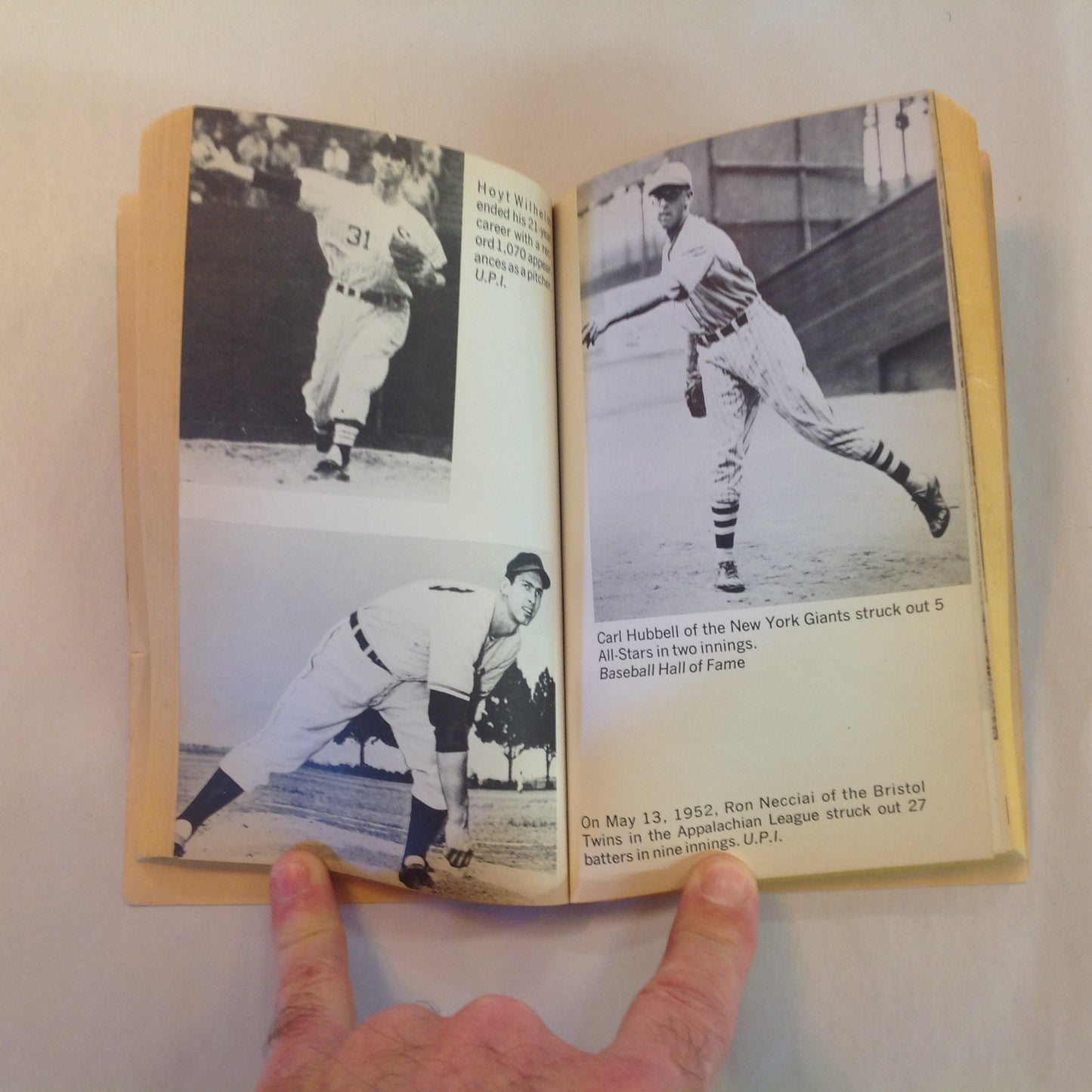 Vintage 1975 Mass Market Paperback Incredible Baseball Feats Jim Benagh