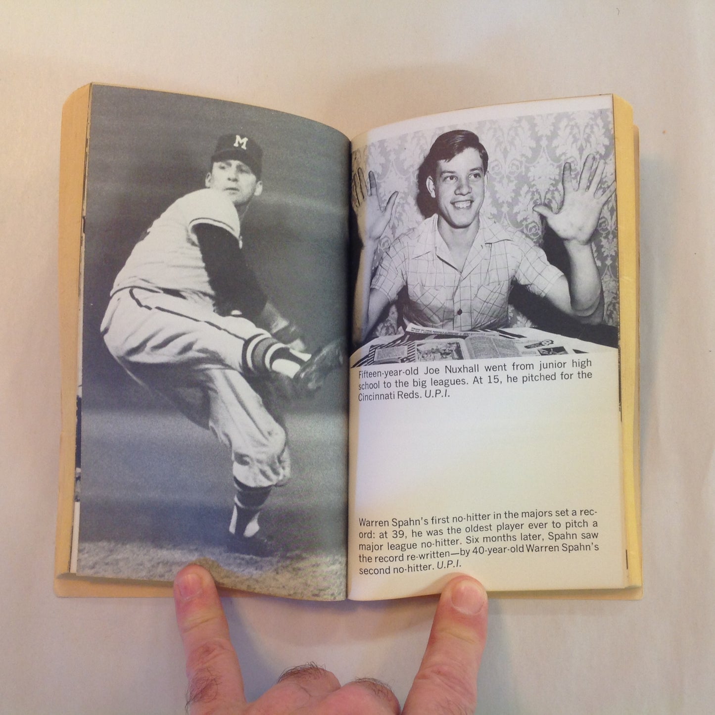 Vintage 1975 Mass Market Paperback Incredible Baseball Feats Jim Benagh