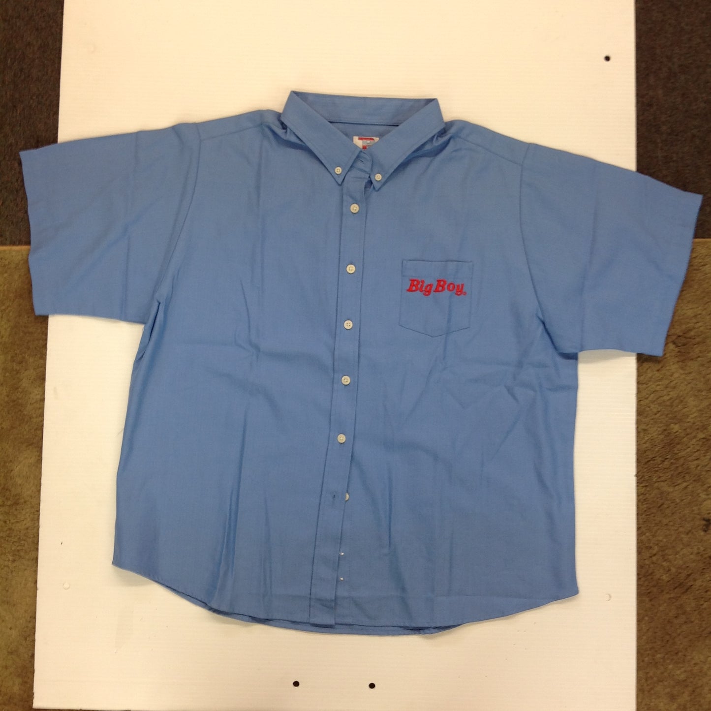 Vintage NOS Large Women's Blue Short Sleeve Big Boy Restaurant Button Up Shirt