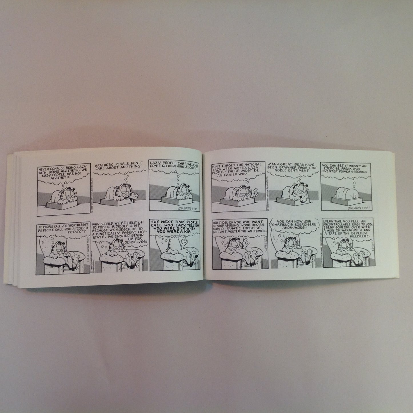Vintage 1988 Trade Paperback Garfield World-Wide: His 15th Book Jim Davis First Edition