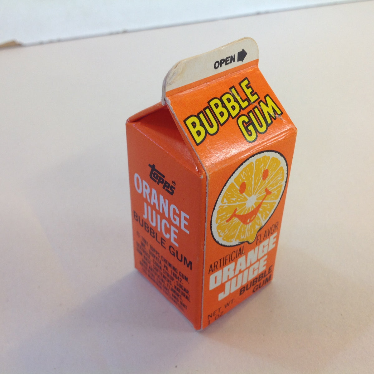 Vintage 1981 Unopened Topps Orange Juice Bubble Gum 1 ox Candy Contain Time Warp, LLC