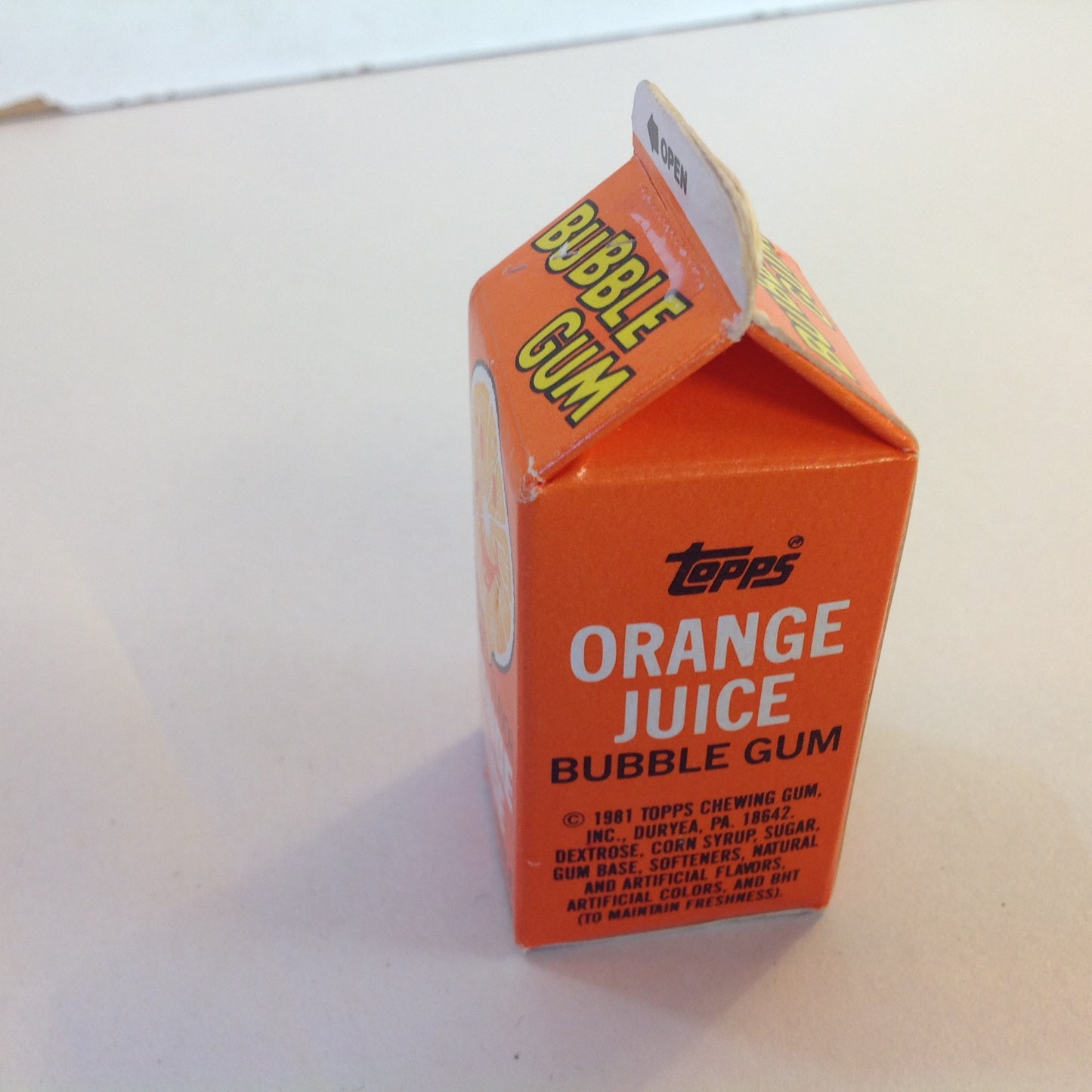 Vintage 1981 Unopened Topps Orange Juice Bubble Gum 1 ox Candy Container