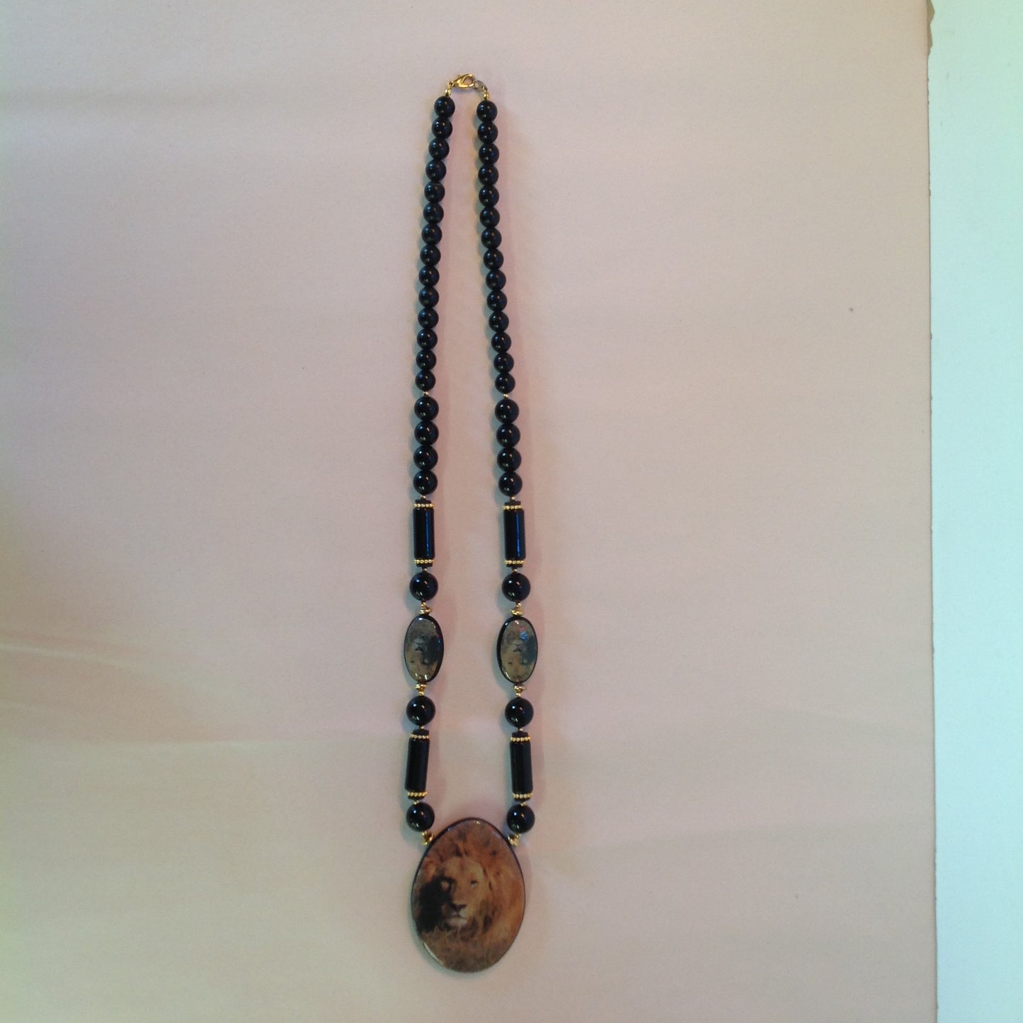 Vintage Black Plastic Beaded Pendant Necklace Lion Photos
