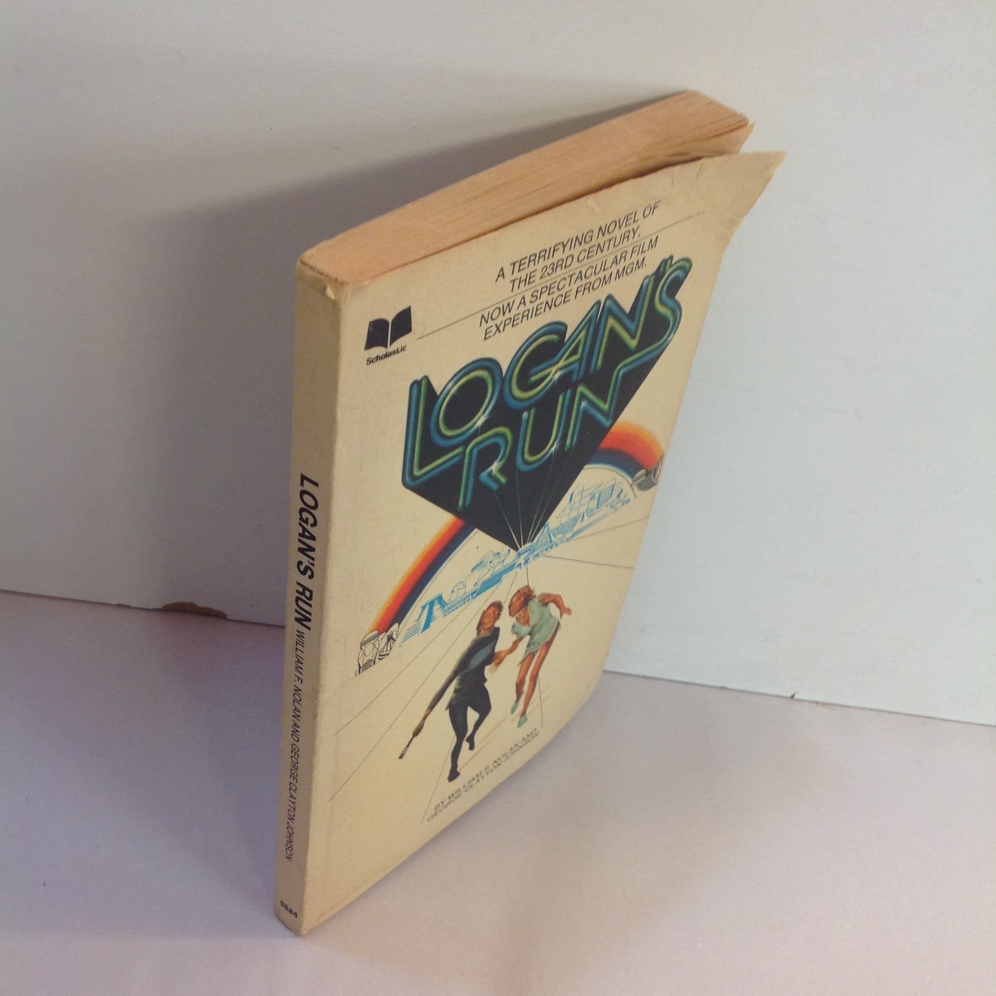 Vintage 1976 Mass Market Paperback Logan's Run William F. Nolan and George Clayton-Johnson MTI