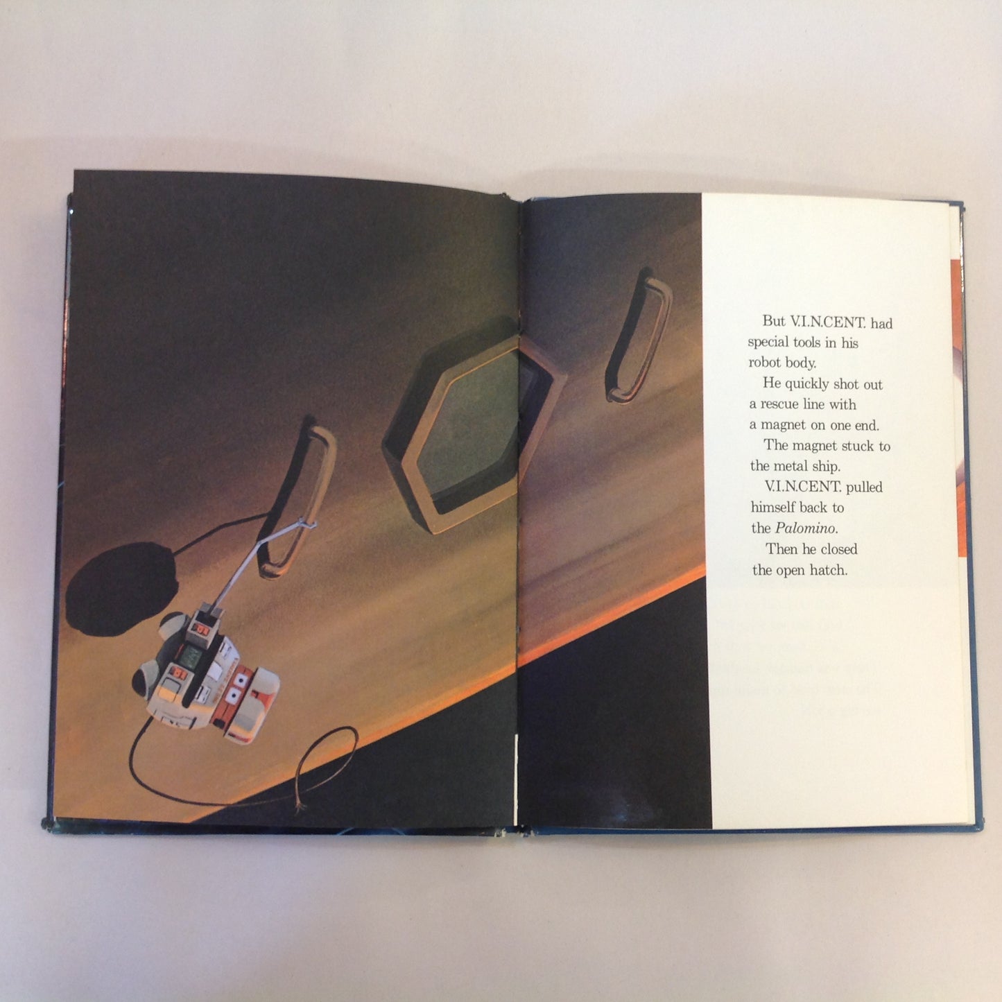 Vintage 1979 Children's Hardcover Disney's Wonderful World of Reading The Black Hole Random House