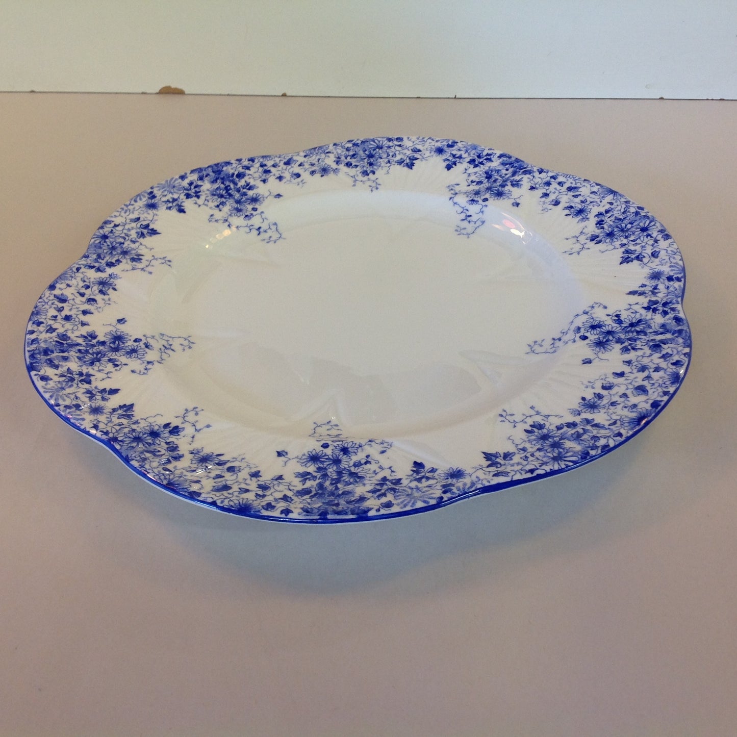 Antique Shelley Dainty Blue Fine Bone China Dinner Plate