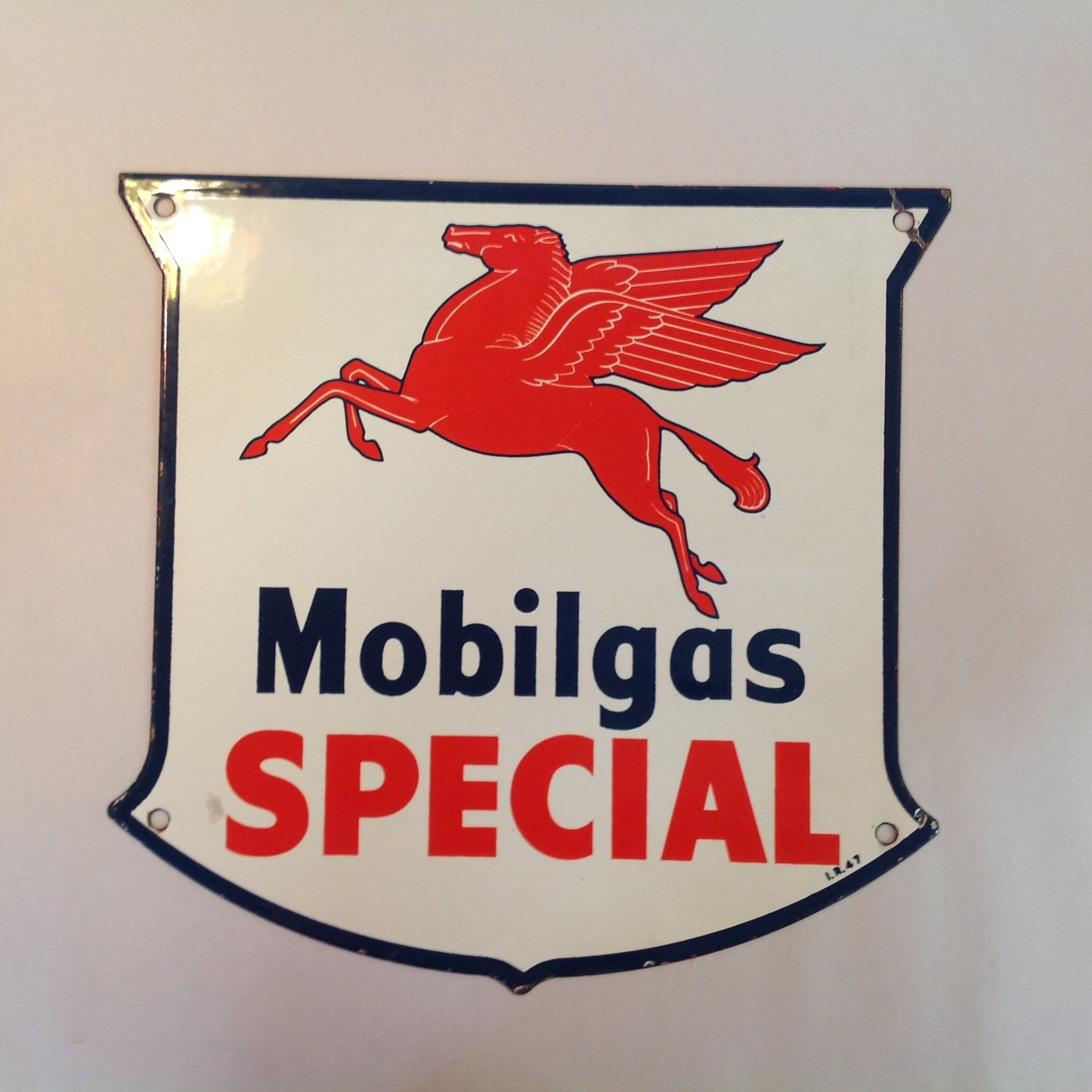 Vintage 1947 Porcelain Enamel Gas Pump Plate Mobilgas Mobil Special Shield Red Pegasus Sign