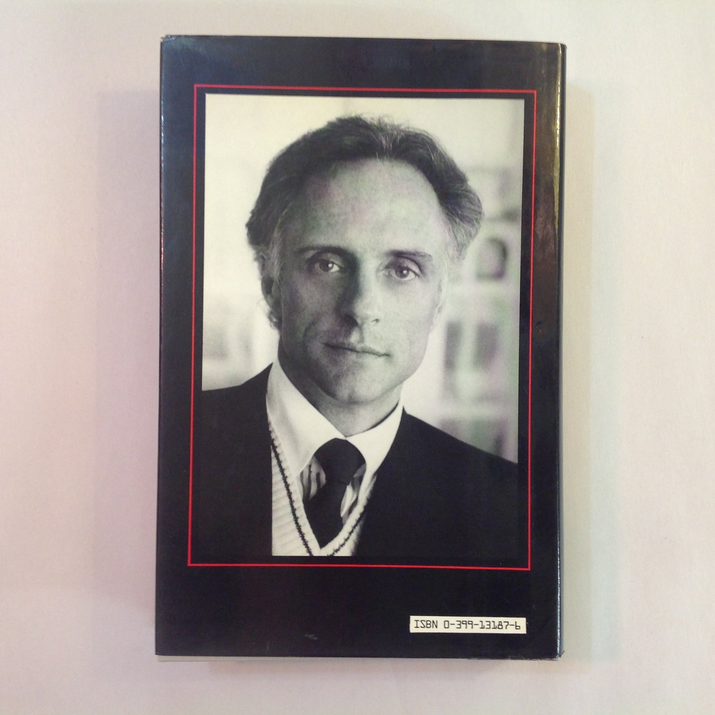 Vintage 1987 Hardcover OUTBREAK Robin Cook