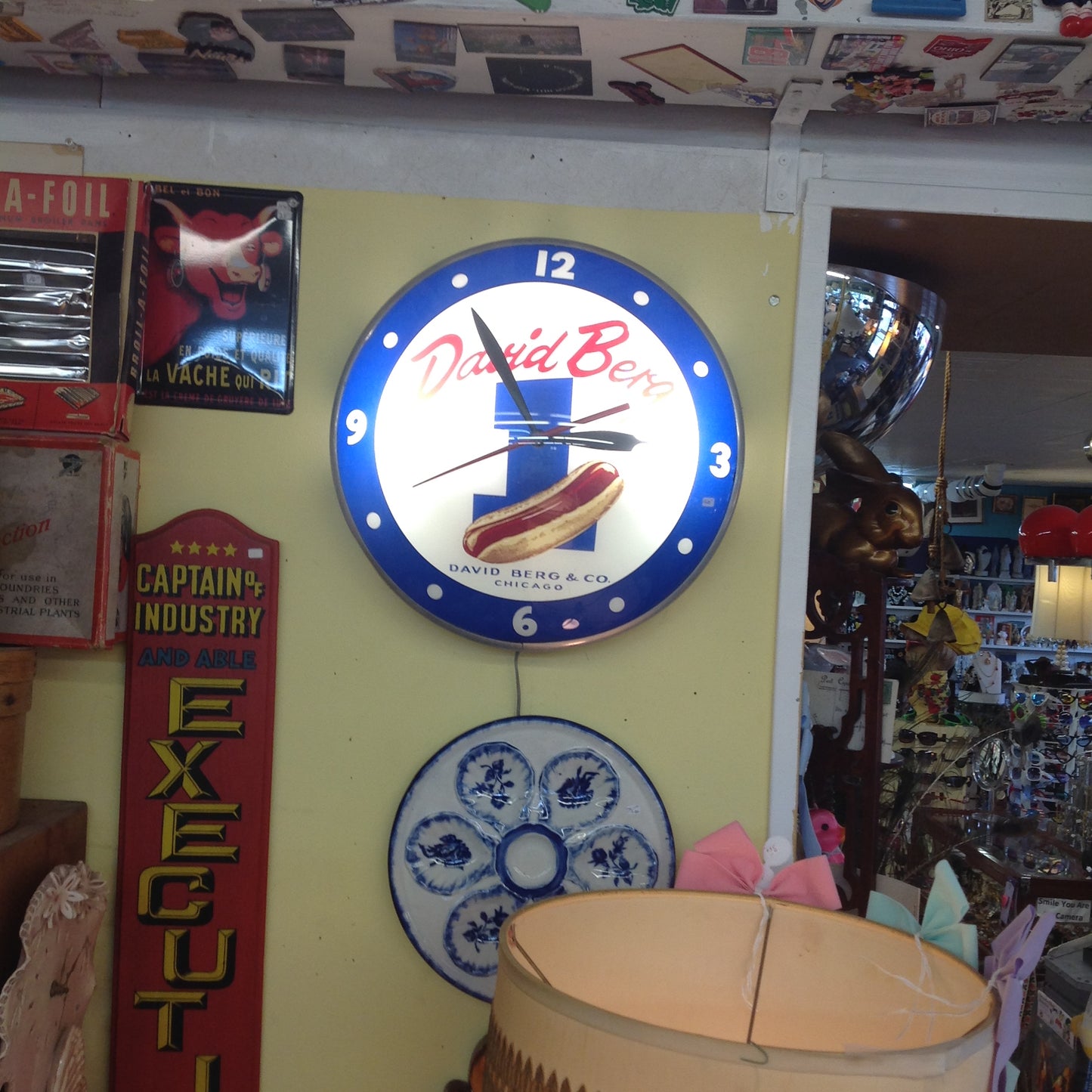 Vintage 1940's-50's Plastic Double Bubble Clock David Berg Chicago Hot Dogs Advertising Products Illuminated