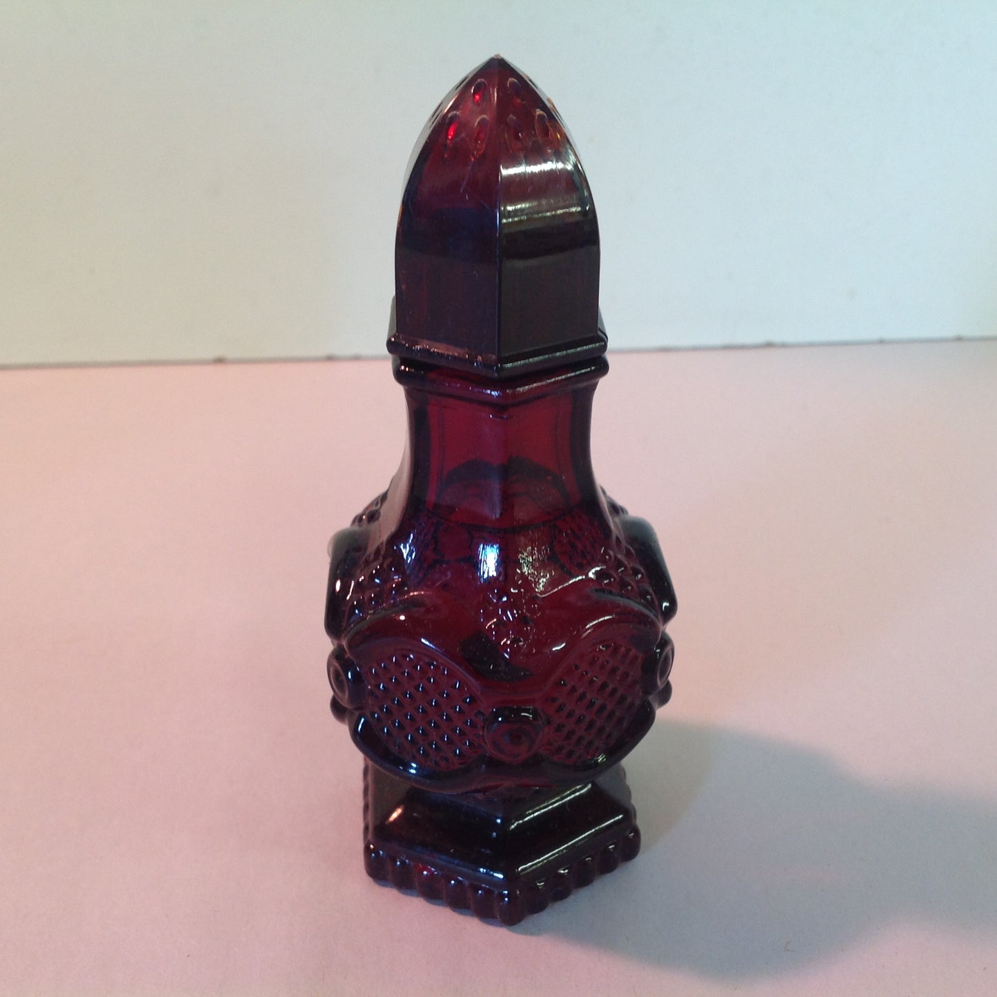 Vintage 1991 Avon 1876 Cape Cod Collection Salt Shaker Charisma Cologne Red Sandwich Glass Unused with Original Box