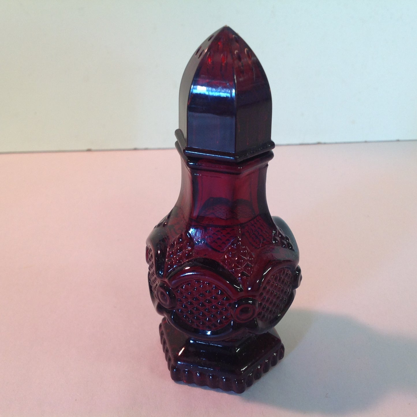Vintage 1991 Avon 1876 Cape Cod Collection Salt Shaker Charisma Cologne Red Sandwich Glass Unused with Original Box
