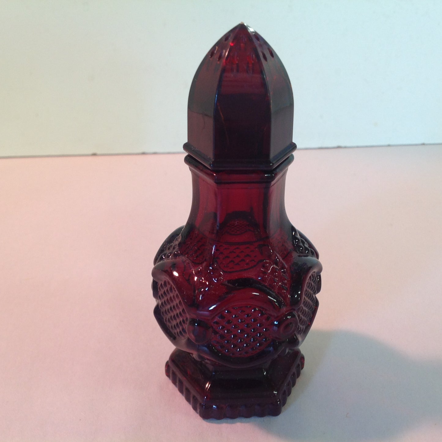 Vintage 1991 Avon 1876 Cape Cod Collection Salt Shaker Charisma Cologne Red Sandwich Glass Unused with Original Box