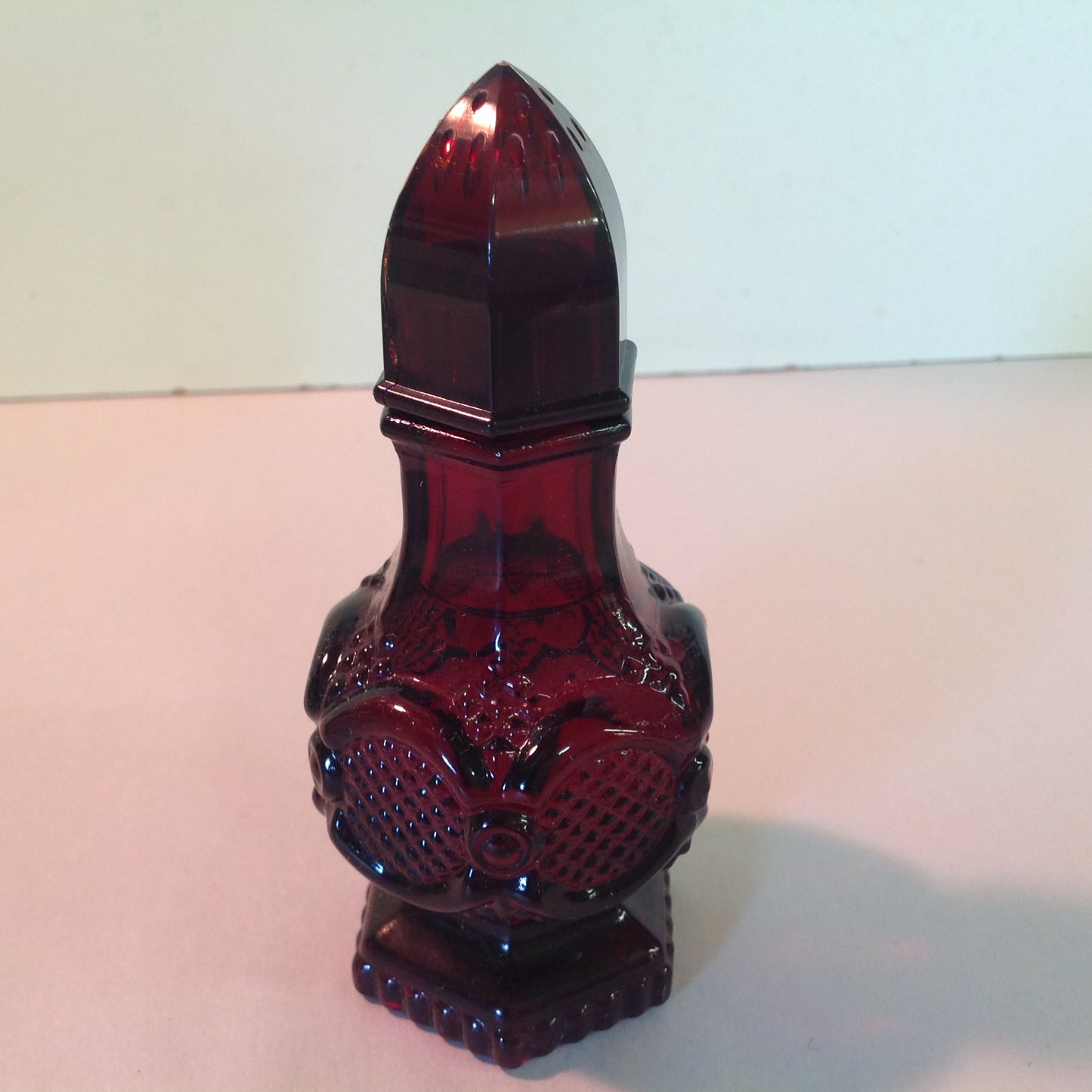 Vintage 1991 Avon 1876 Cape Cod Collection Salt Shaker Charisma Cologne Red Sandwich Glass Unused with Original Box