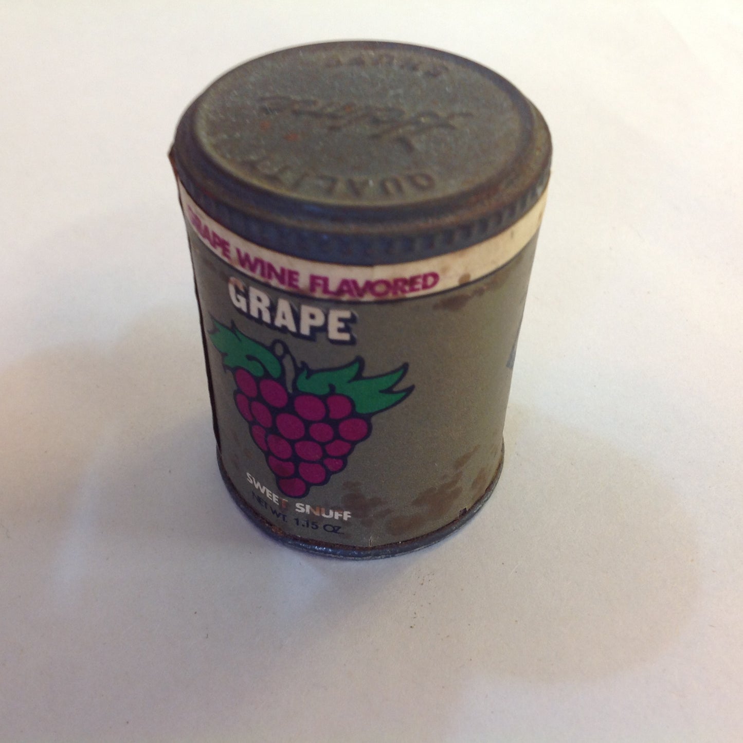 Vintage NOS Unopened Helme/Whitehall Grape Wine Flavored Sweet Snuff 1.15 oz Tin