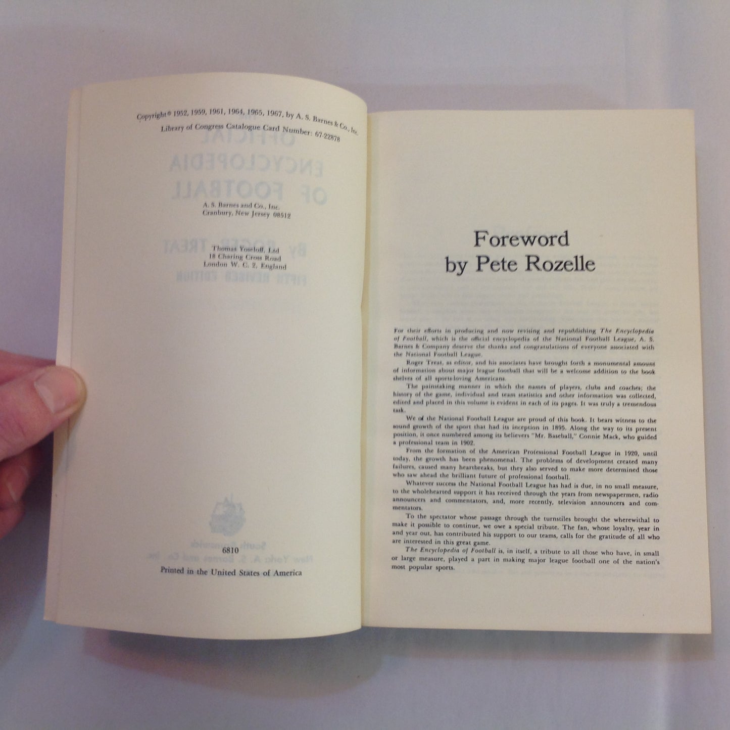 Vintage 1967 Trade Paperback The Official Encyclopedia of Football Roger Treat 5th Revised Edition